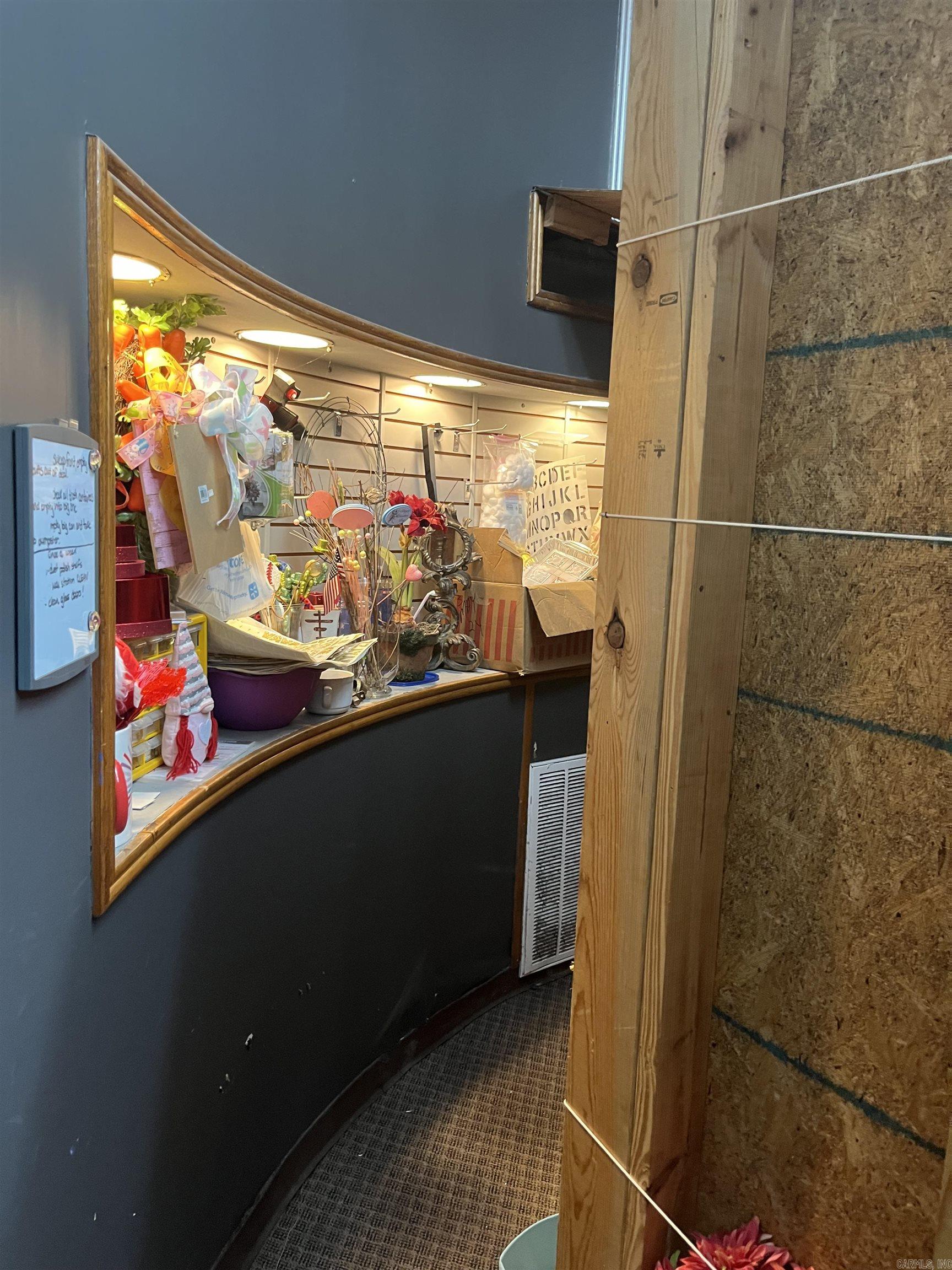 Old Town - Commercial Sale