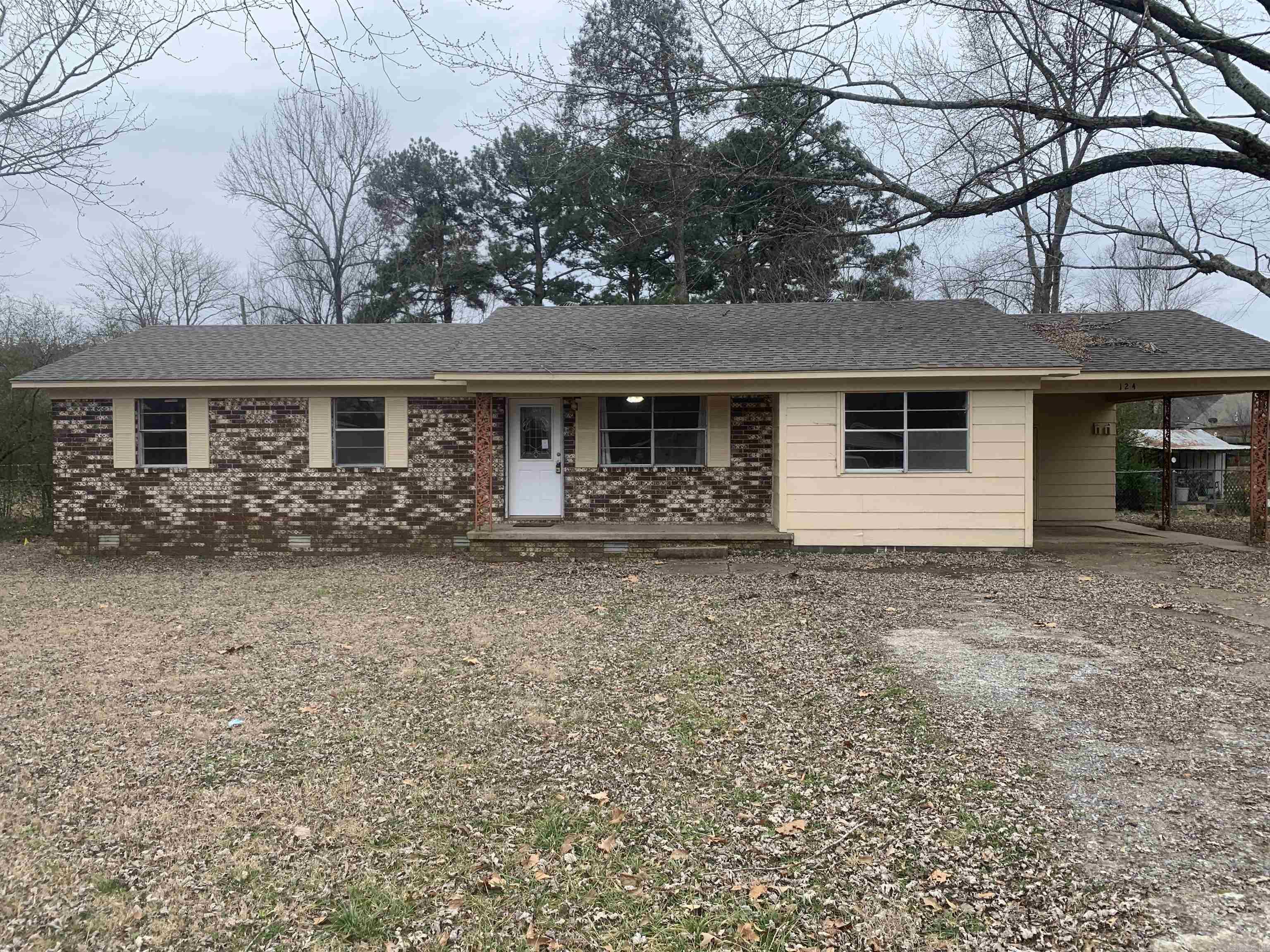 LAPLAZA ACRES - Residential