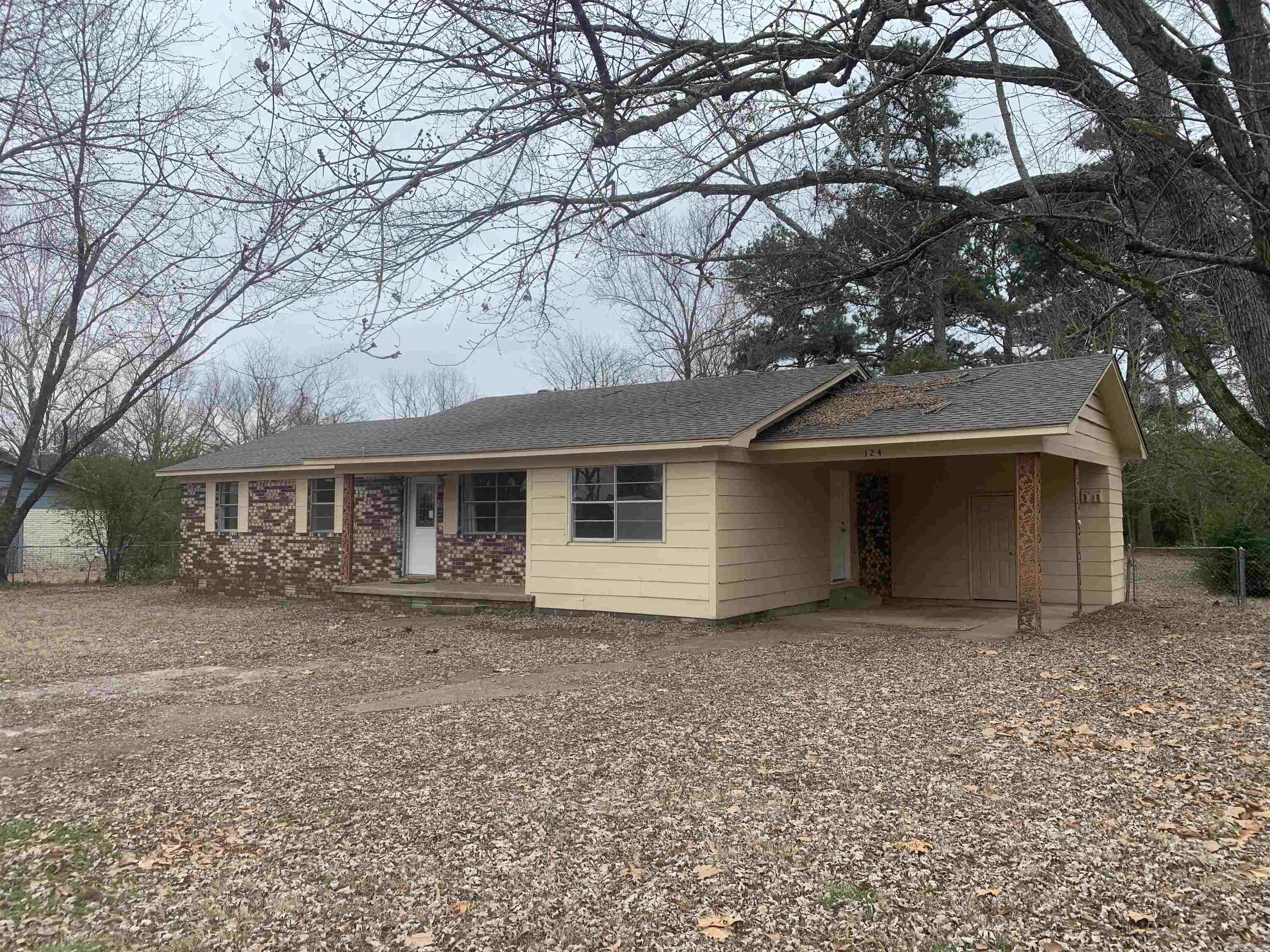 LAPLAZA ACRES - Residential