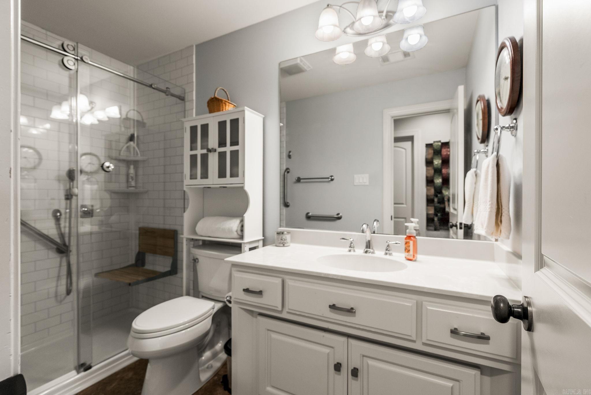 COUNTRY CLUB OF AR-QUARTERS ADDN - Residential