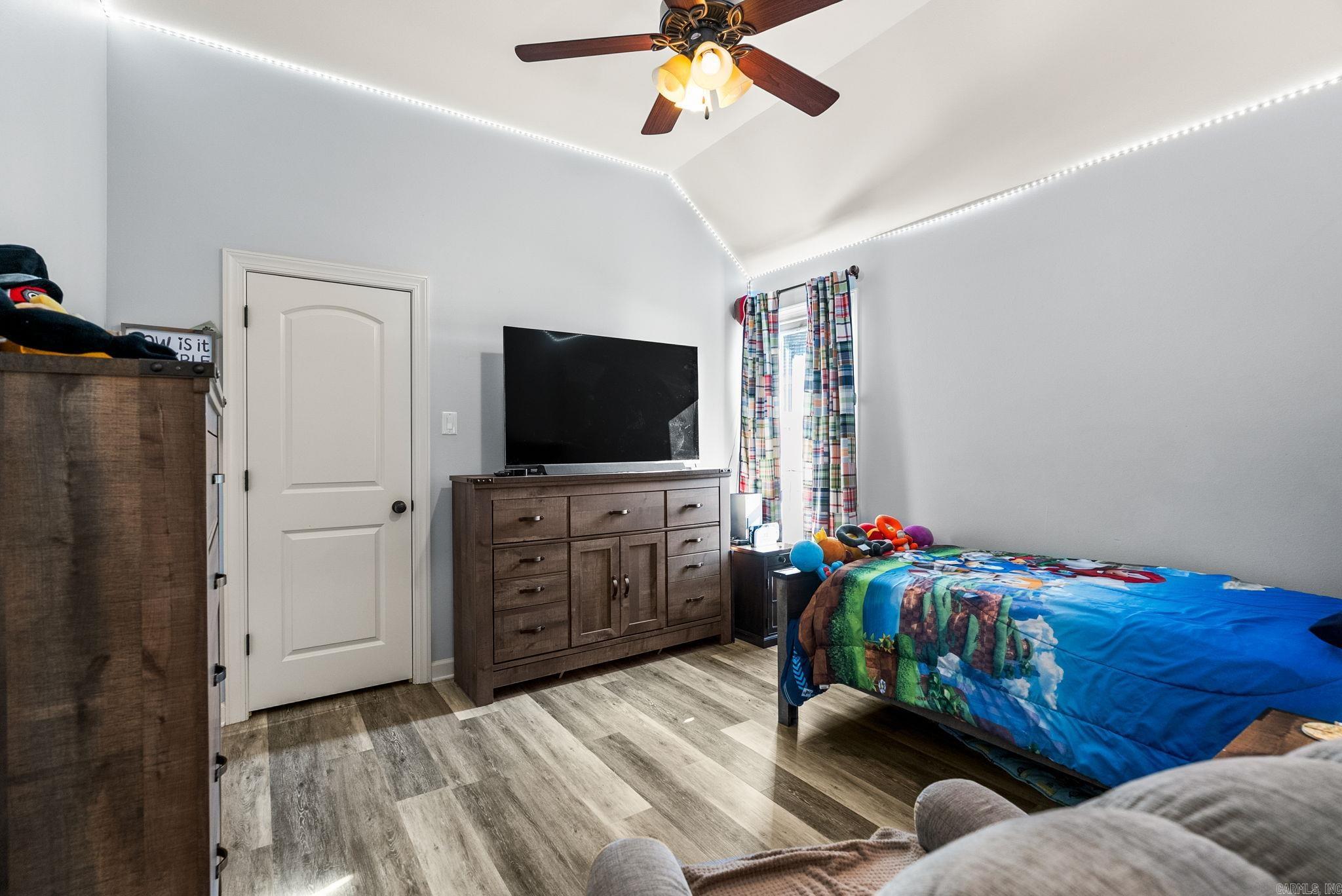 COUNTRY CLUB OF AR-QUARTERS ADDN - Residential