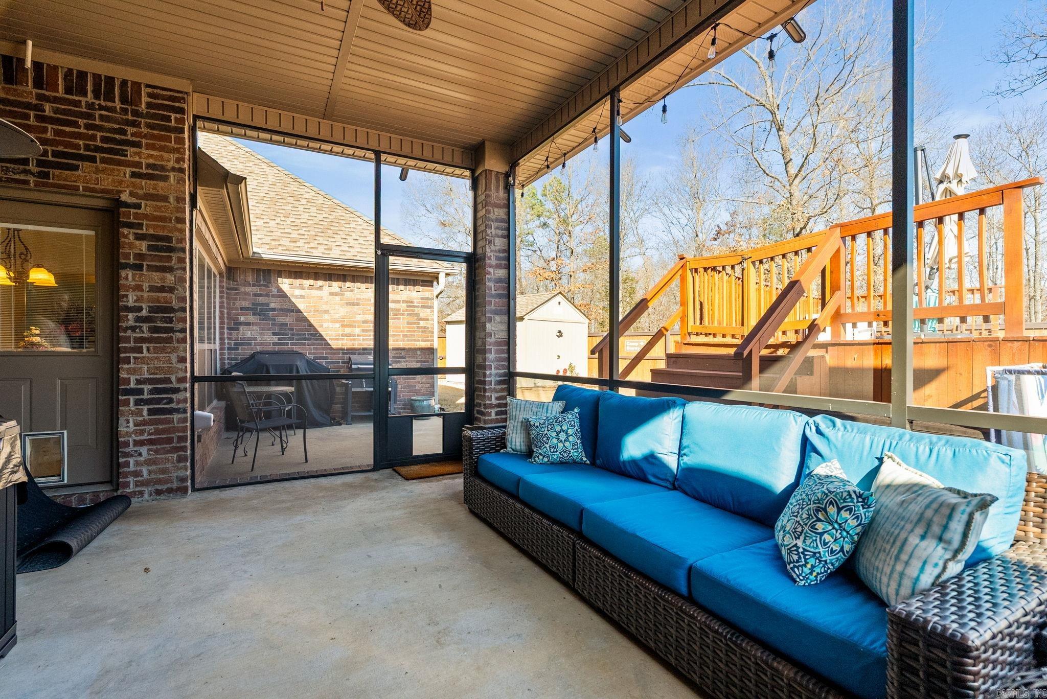 COUNTRY CLUB OF AR-QUARTERS ADDN - Residential