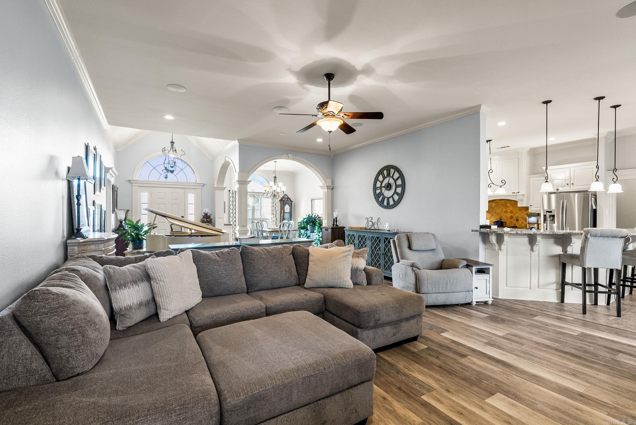 COUNTRY CLUB OF AR-QUARTERS ADDN - Residential