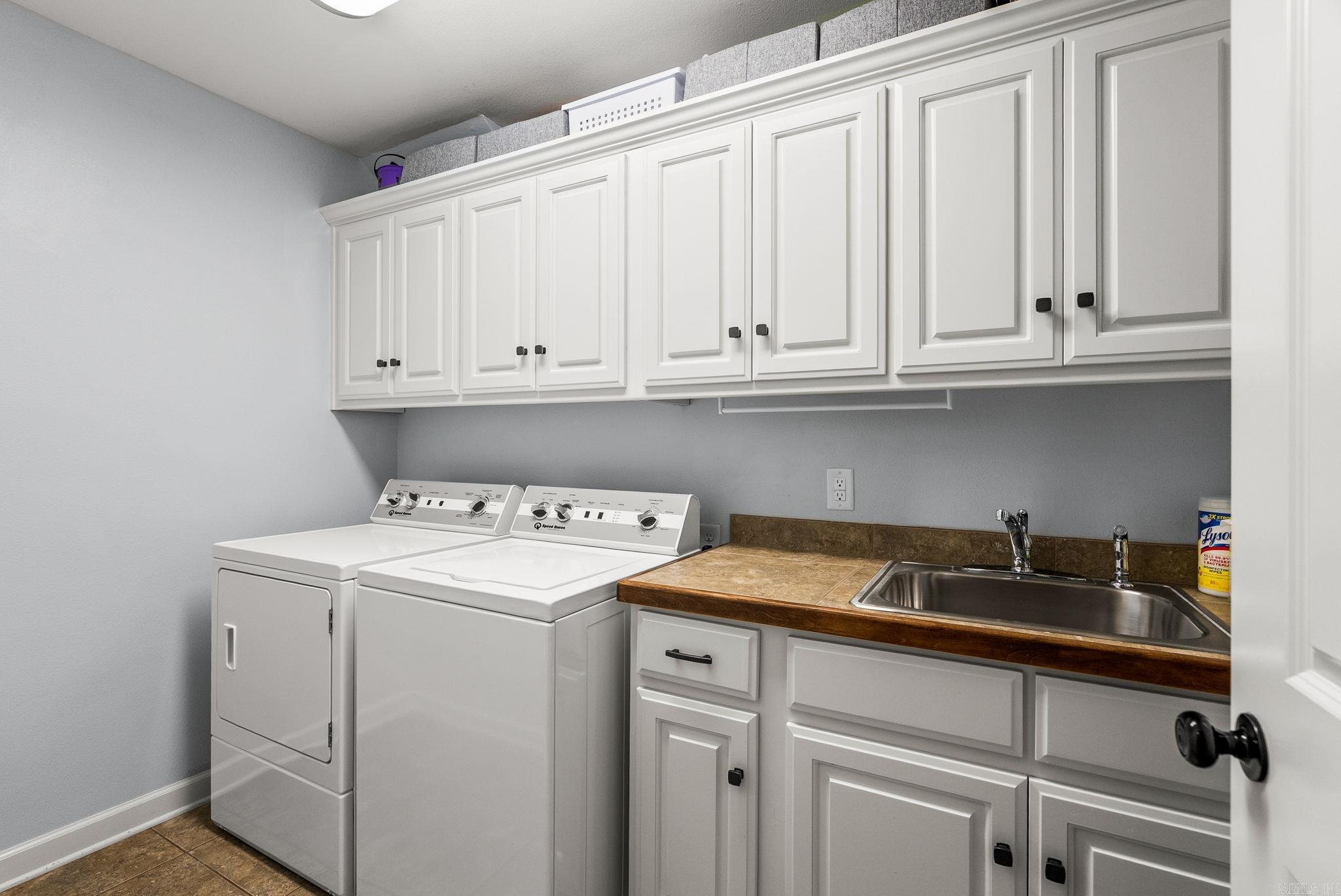 COUNTRY CLUB OF AR-QUARTERS ADDN - Residential