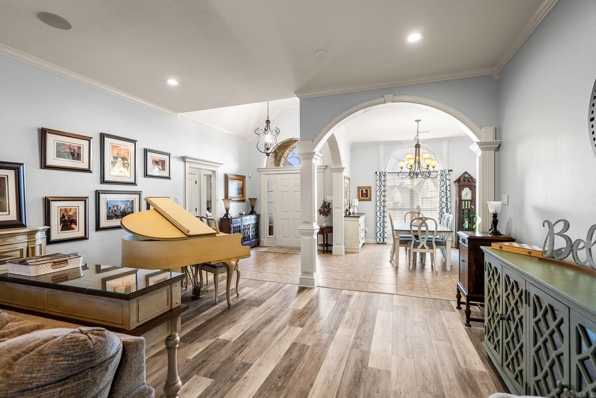 COUNTRY CLUB OF AR-QUARTERS ADDN - Residential