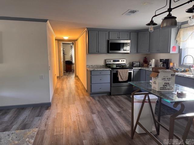 Lawrence - Residential