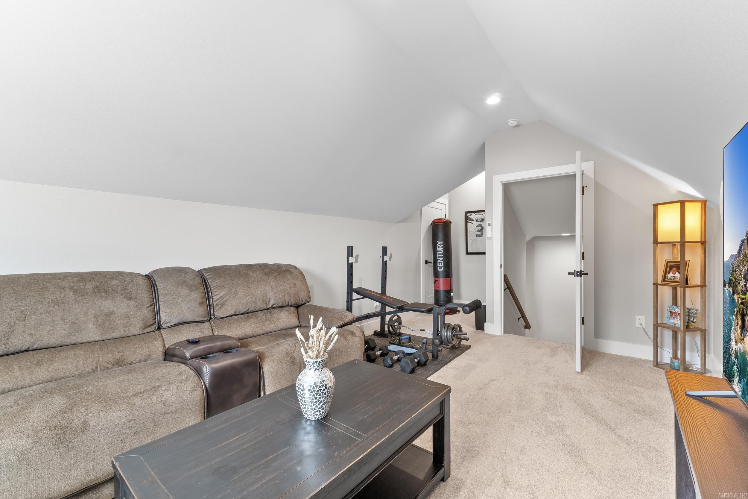 HURRICANE LAKE EST - Residential