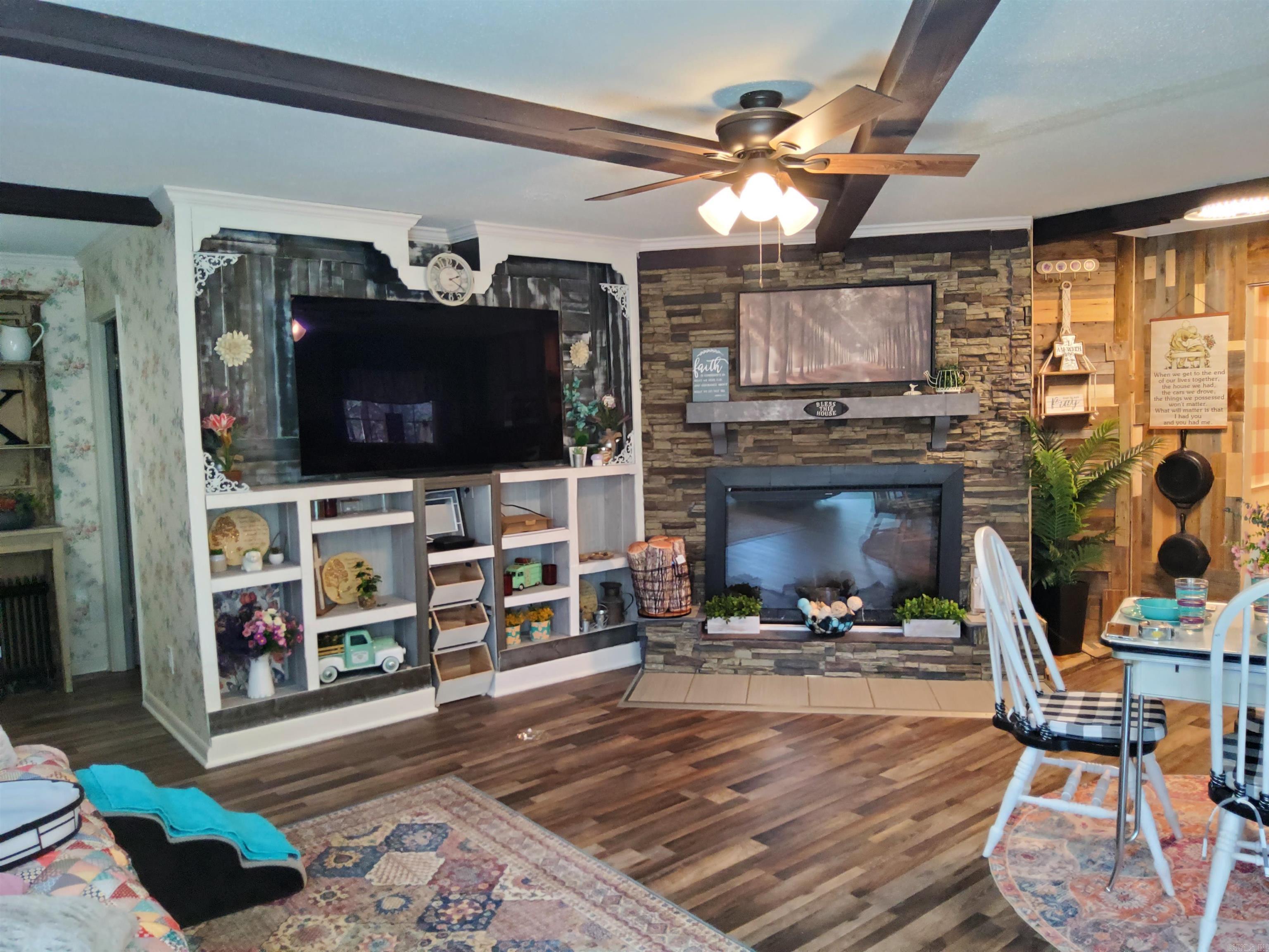 DIAMONDHEAD - Residential