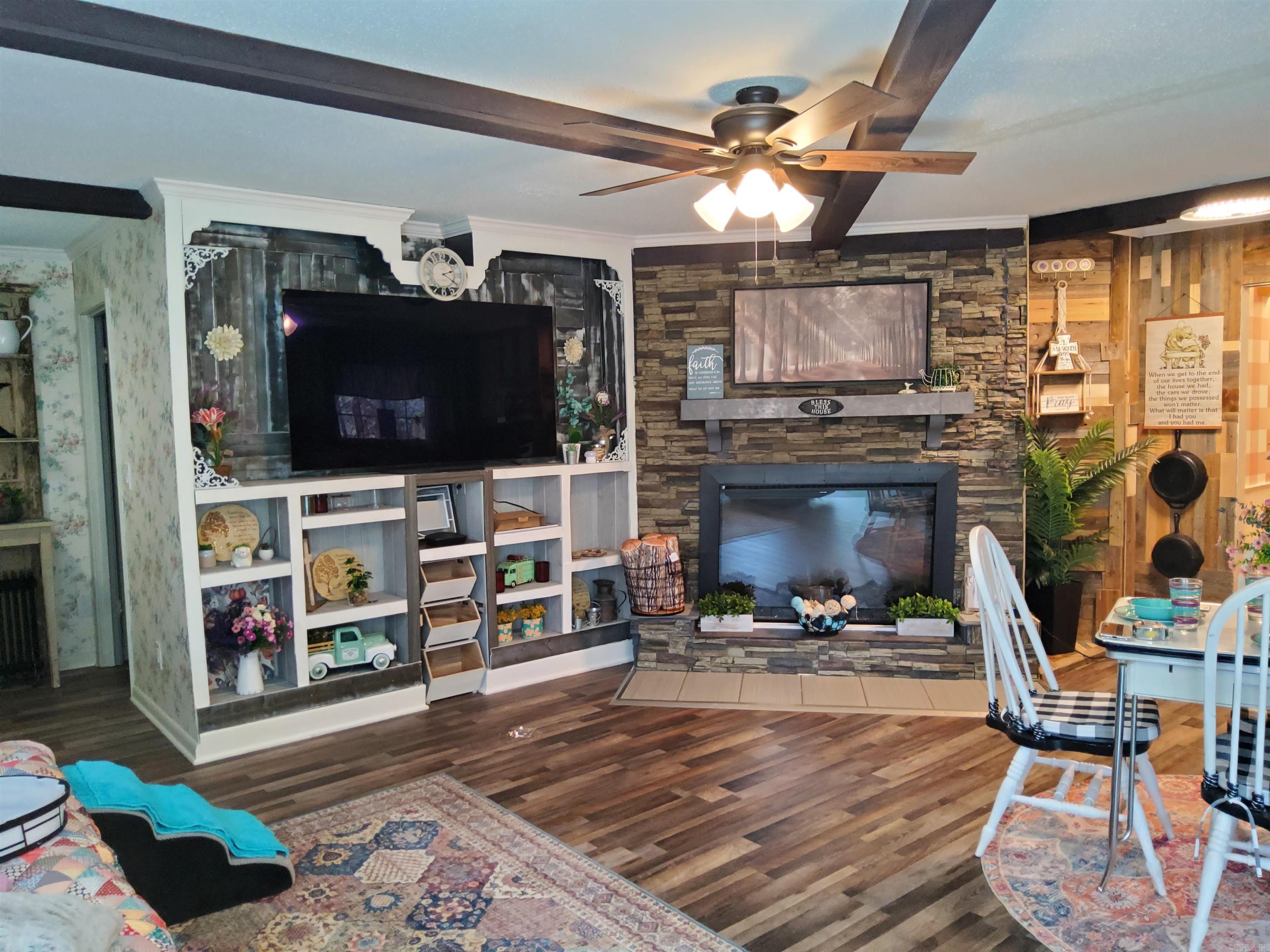 DIAMONDHEAD - Residential