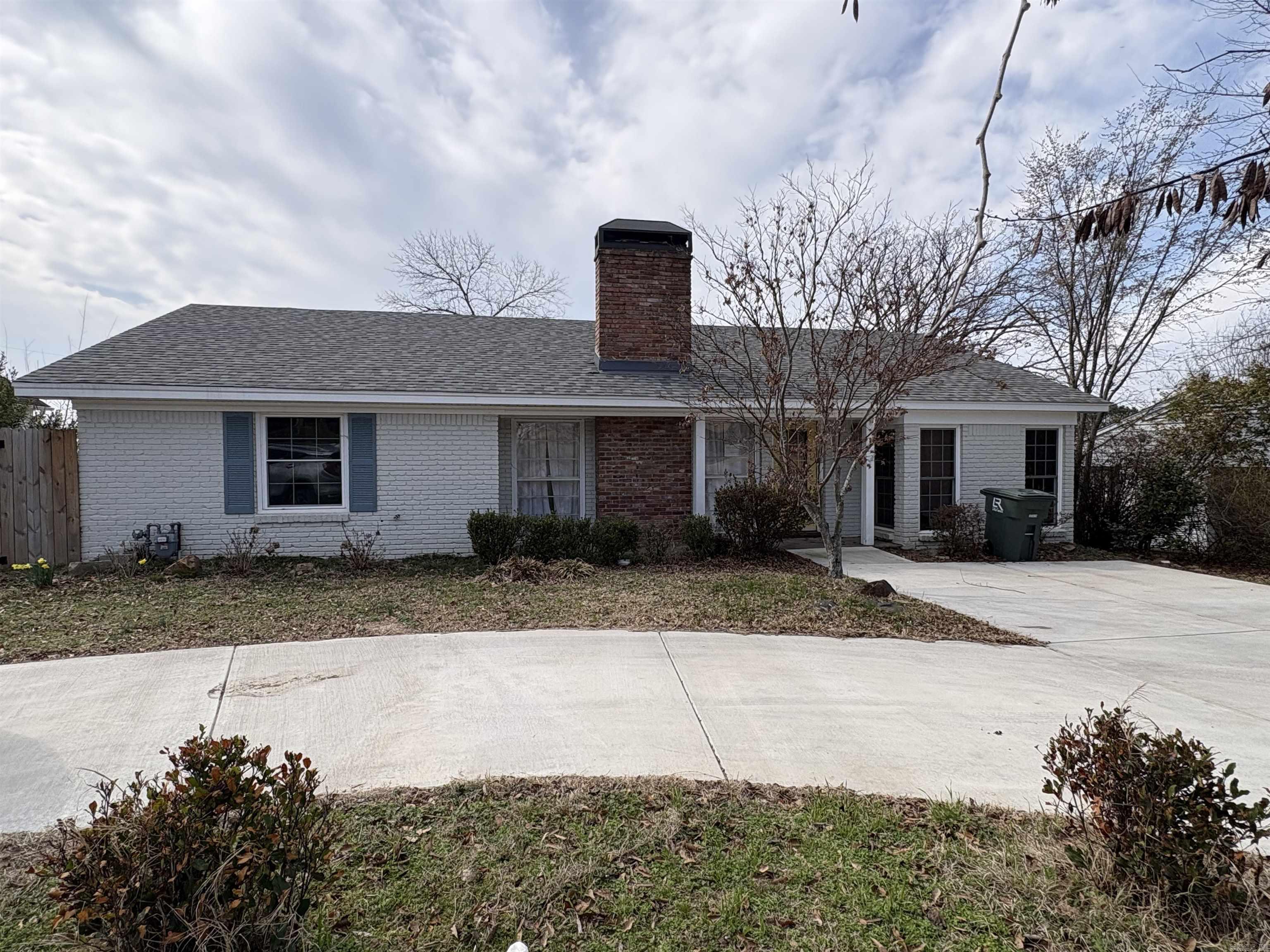 KINGWOOD PLACE - Residential