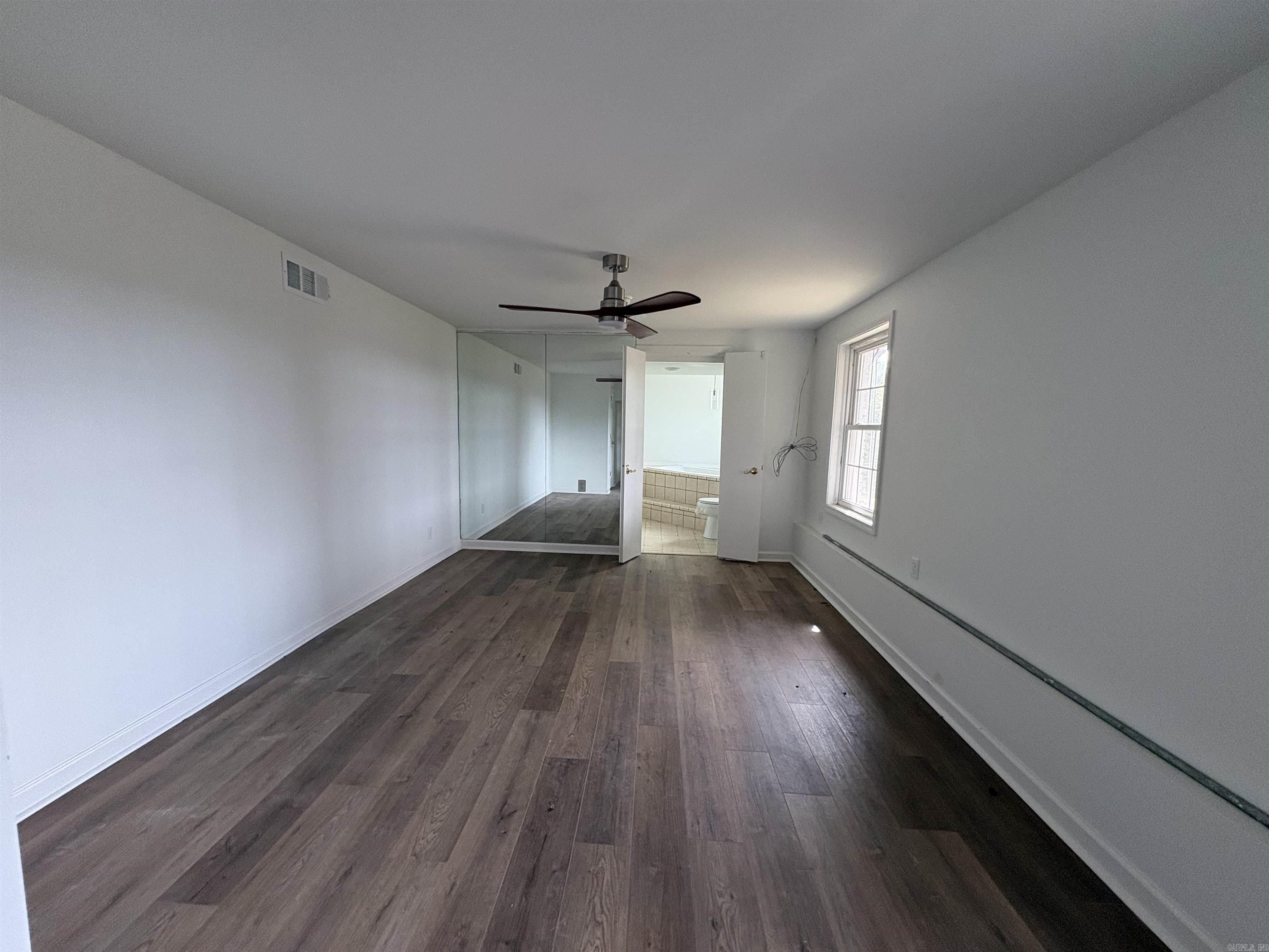 KINGWOOD PLACE - Residential