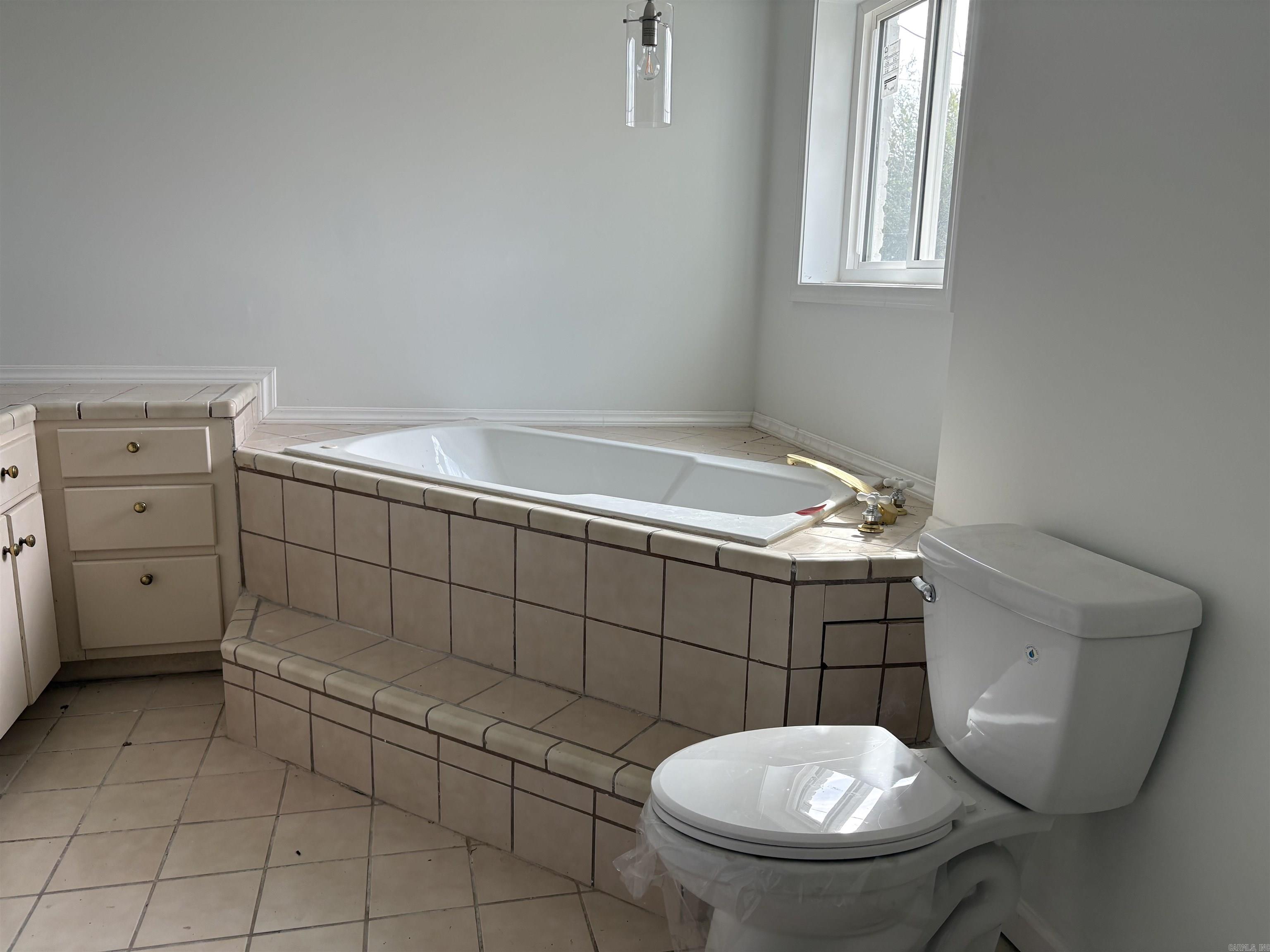 KINGWOOD PLACE - Residential