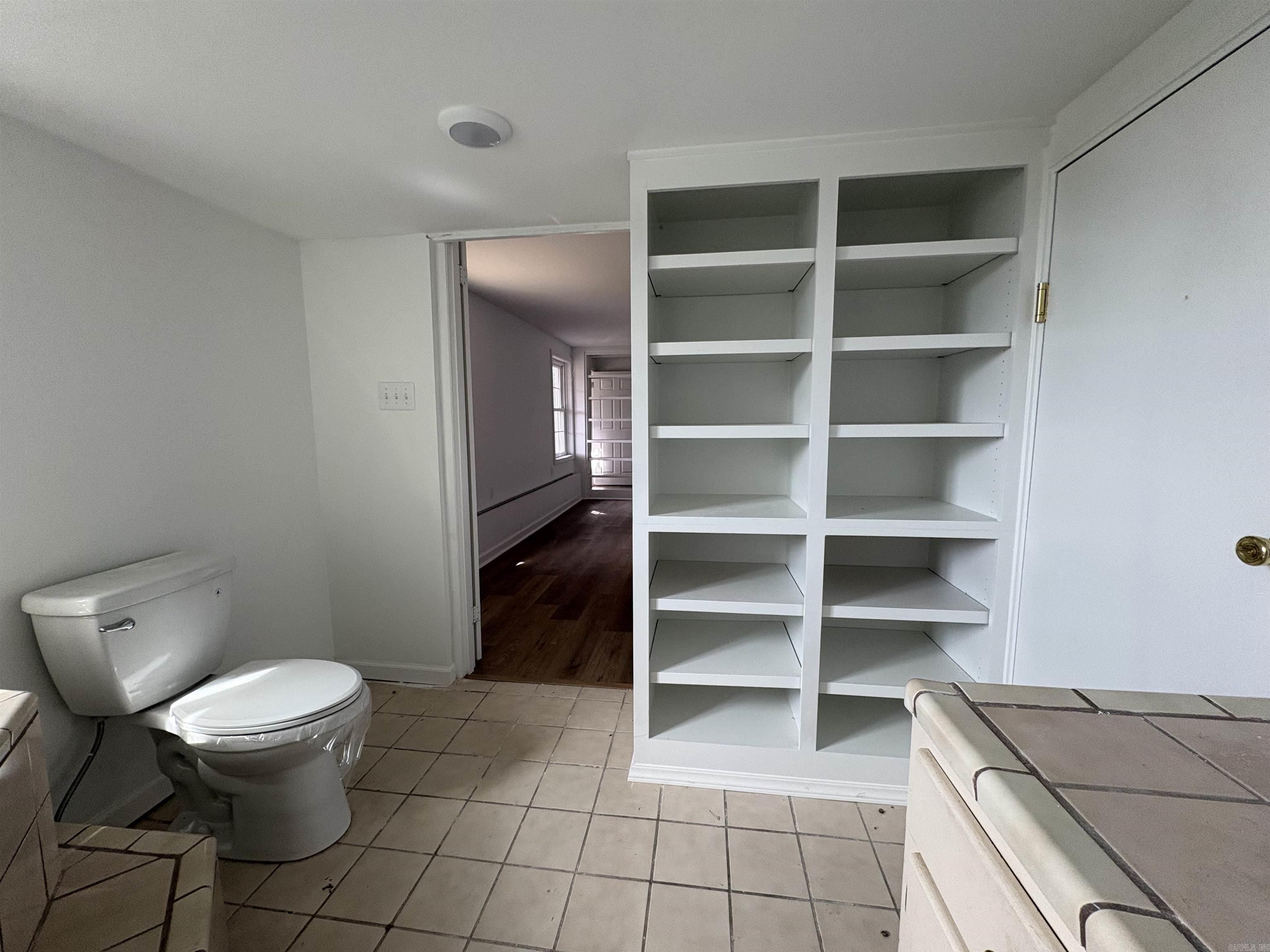 KINGWOOD PLACE - Residential