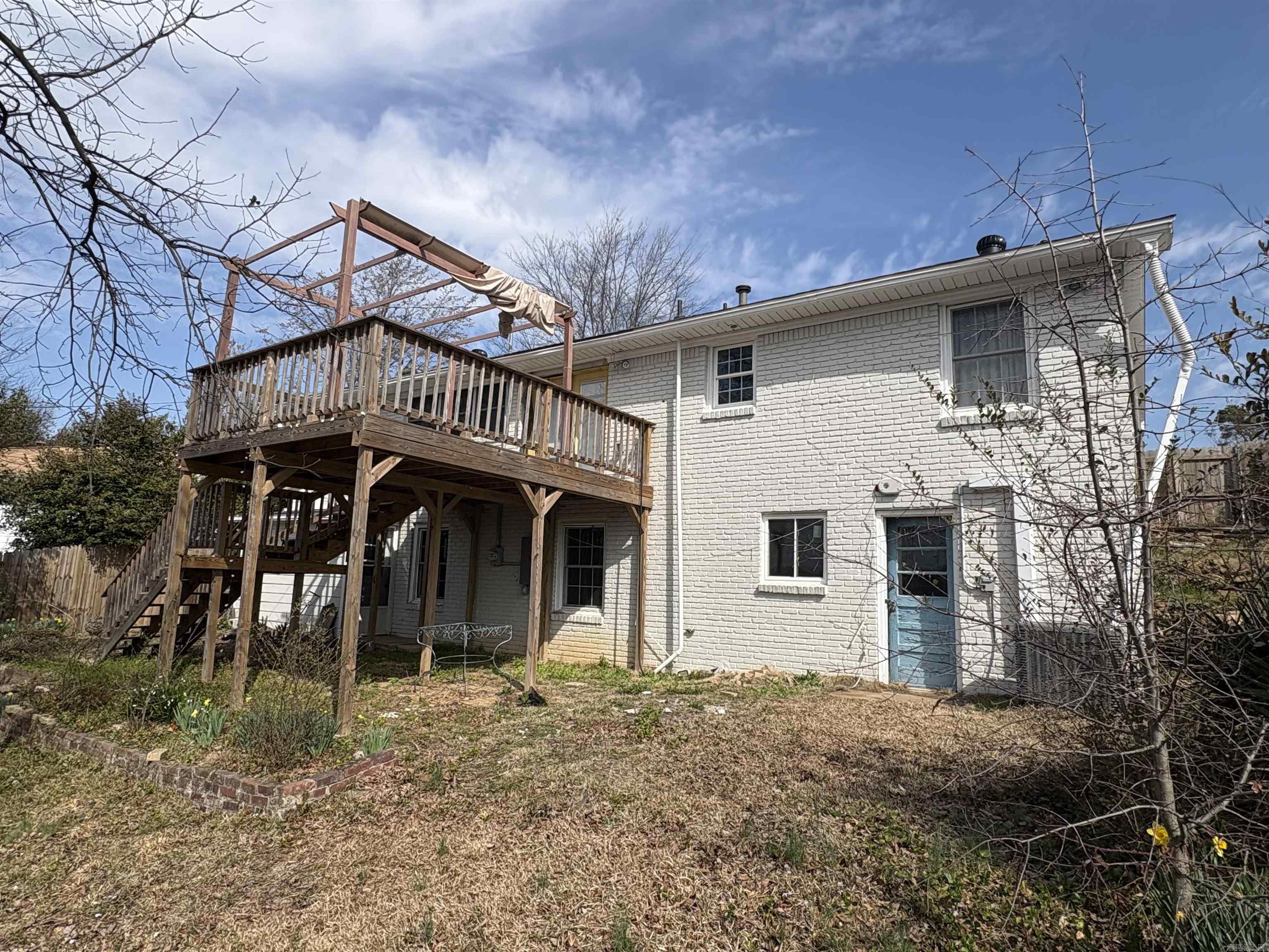 KINGWOOD PLACE - Residential