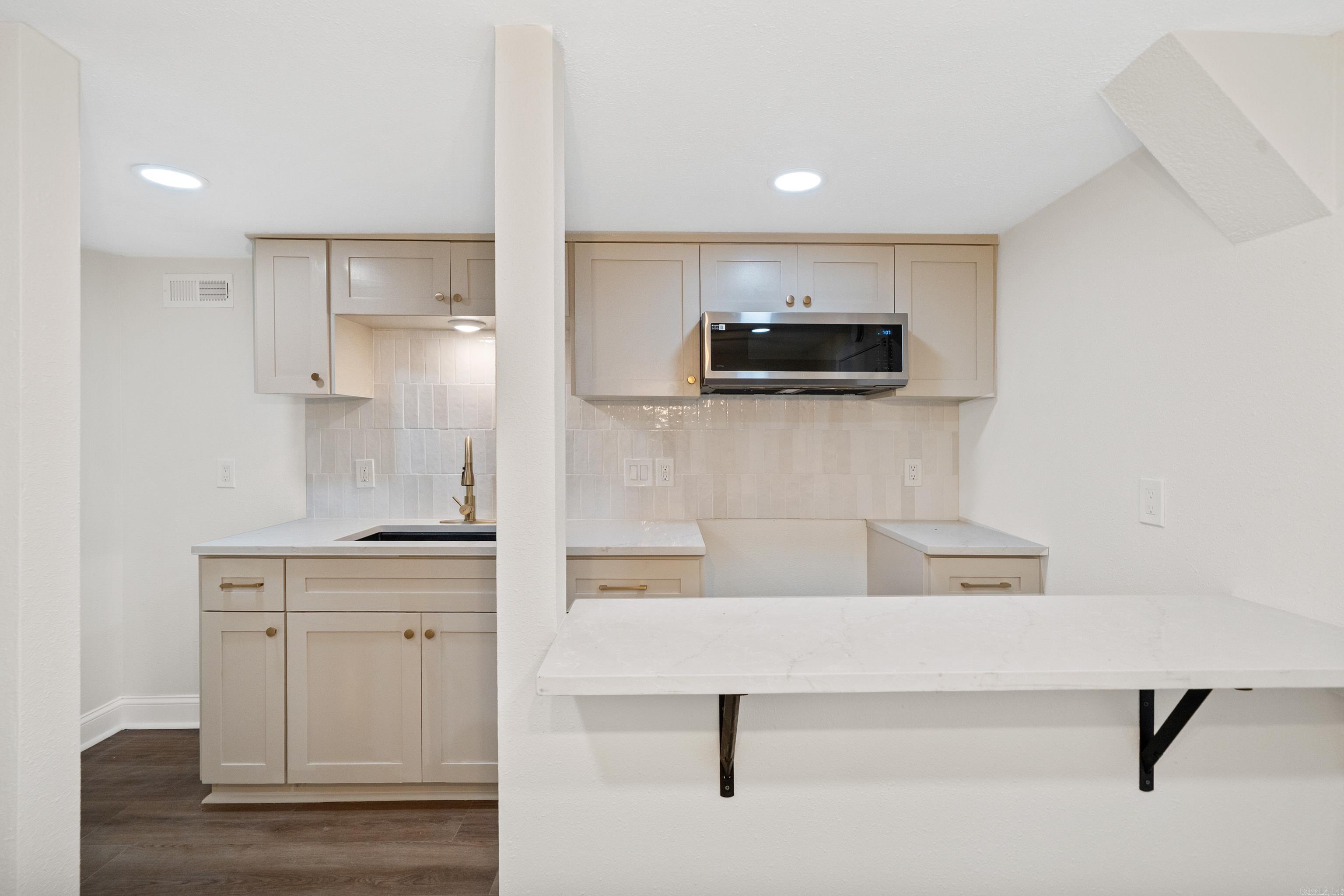 GERONA - Residential