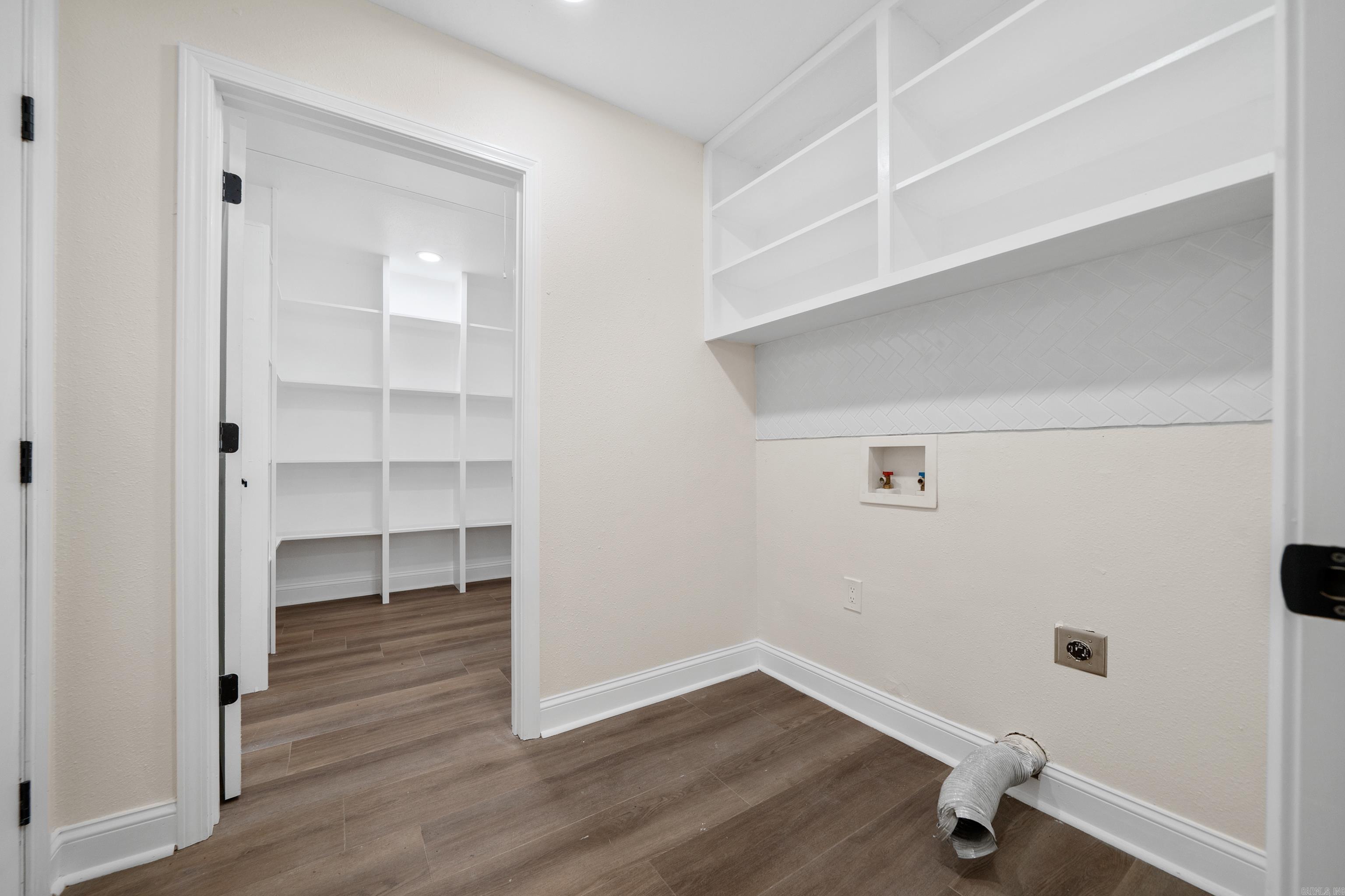 GERONA - Residential