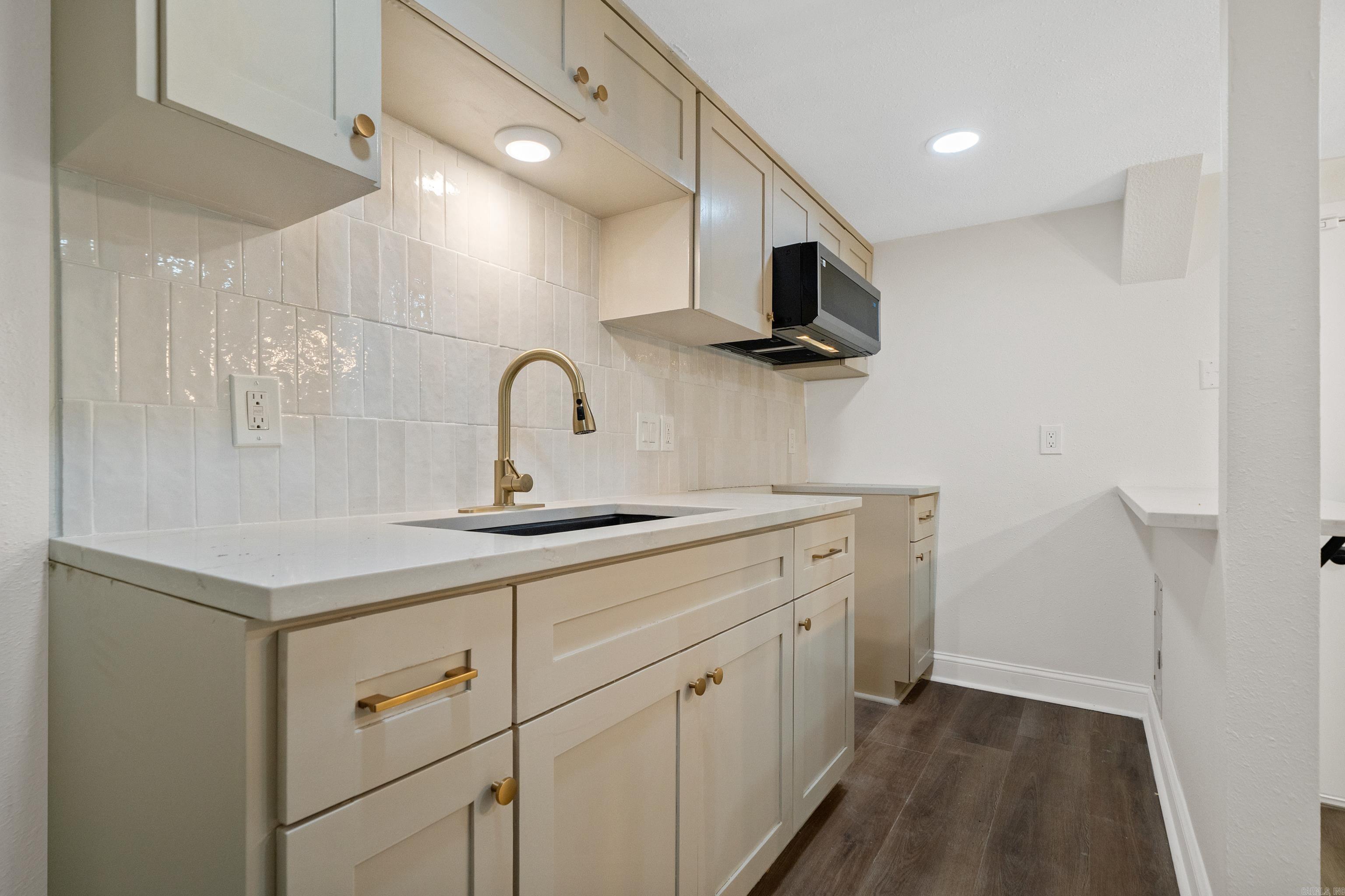 GERONA - Residential