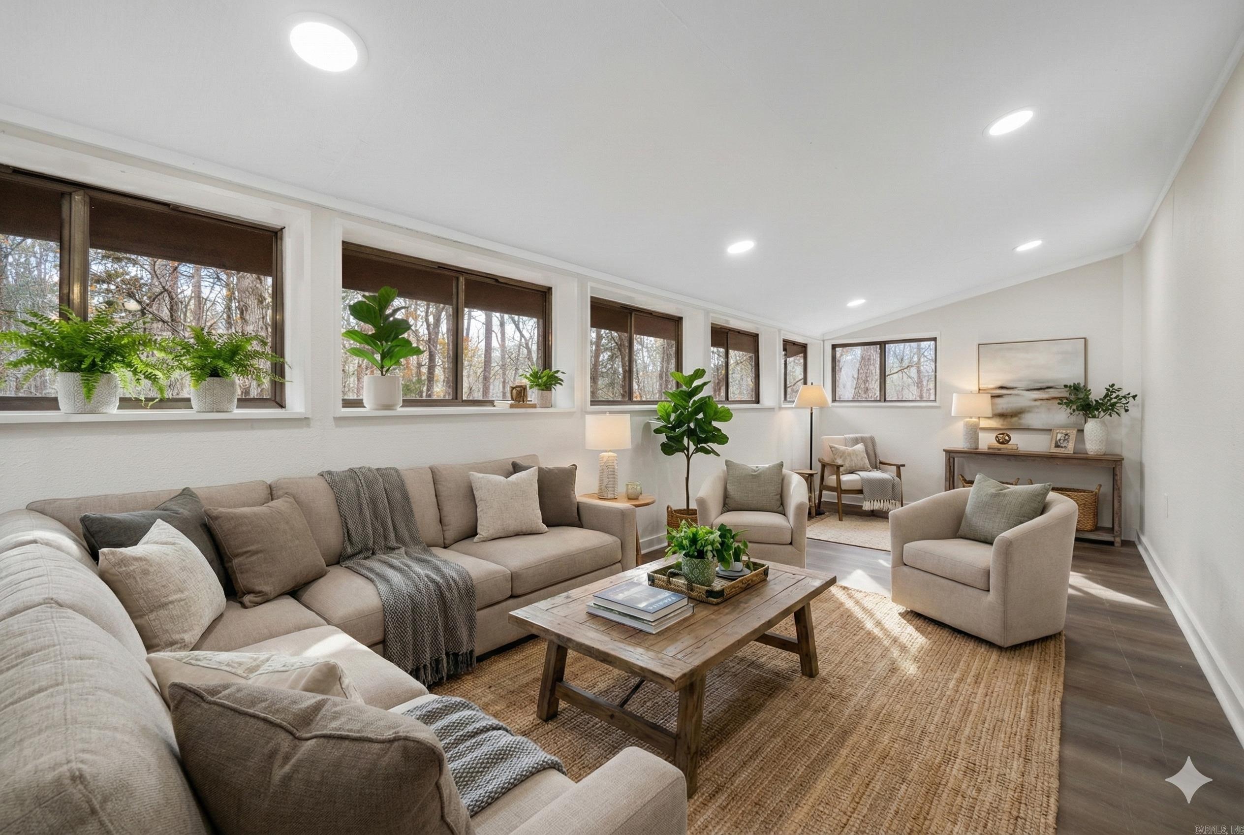 GERONA - Residential