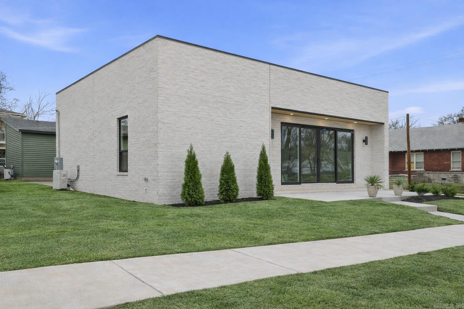 DODGES - Residential