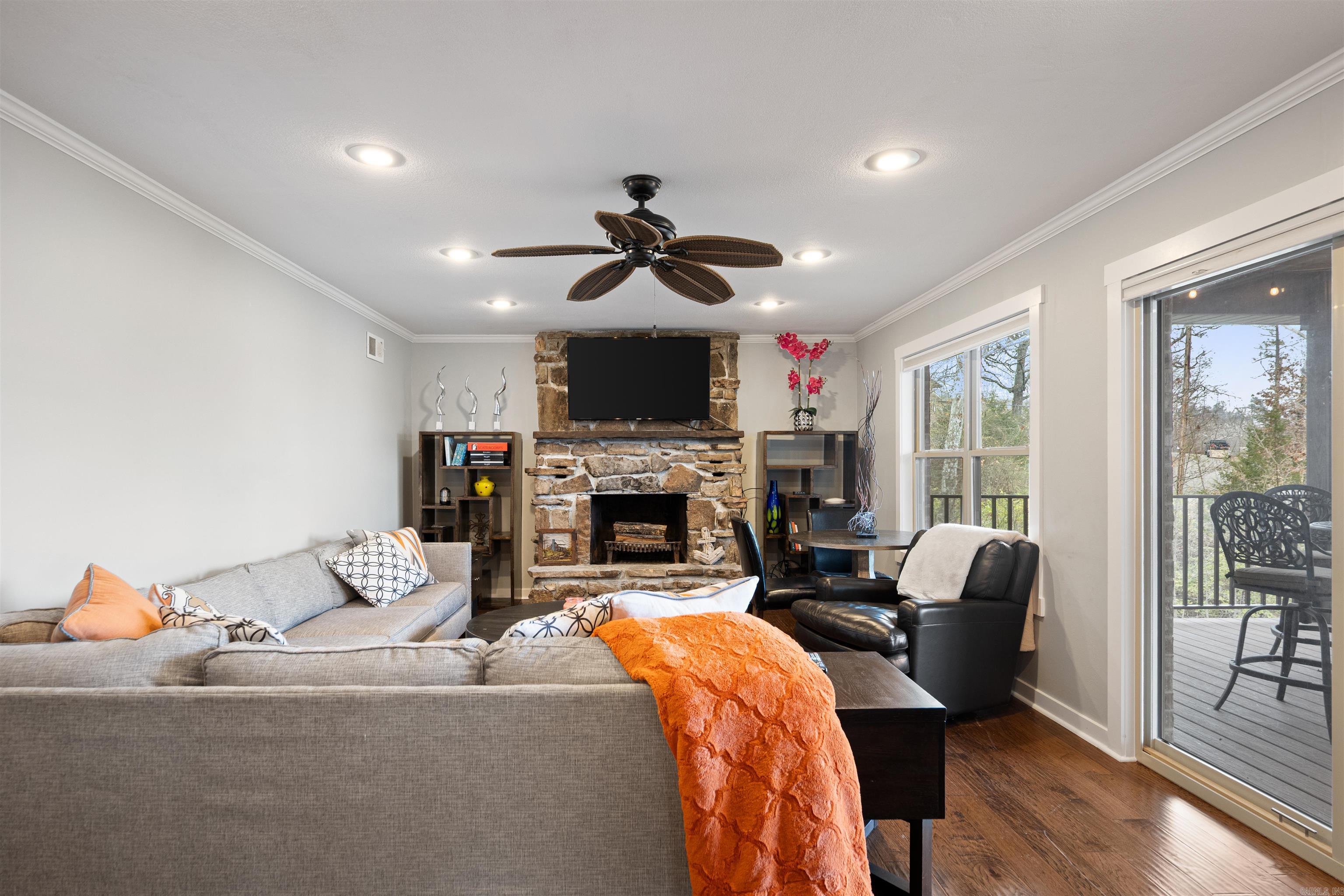 CREE THIRD - Residential