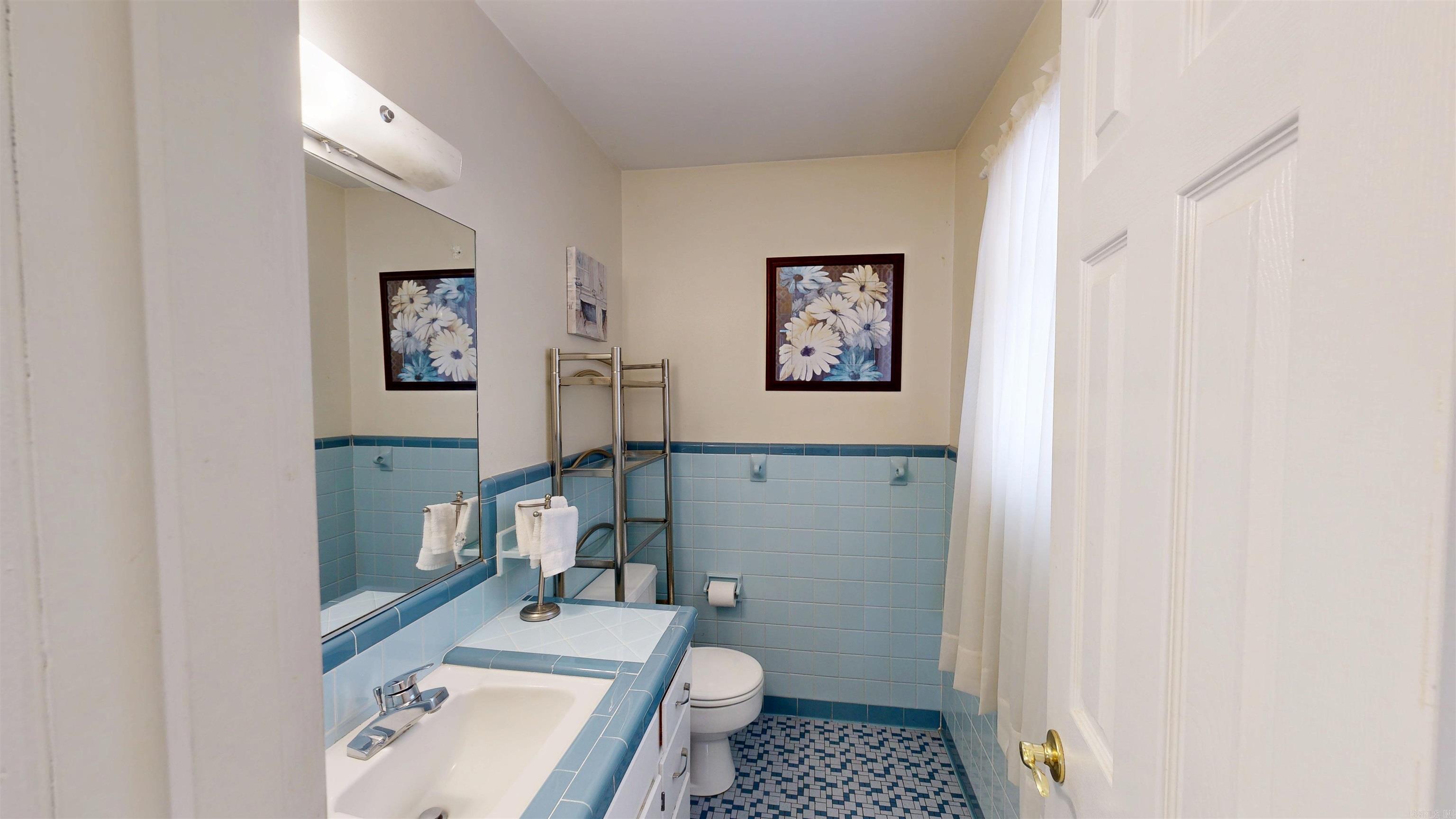 HILLCREST - Residential