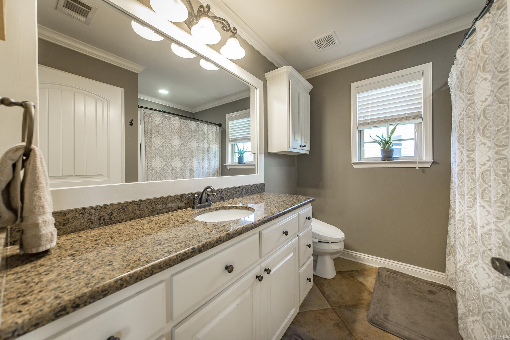 TWIN LAKES PLANNED - Residential