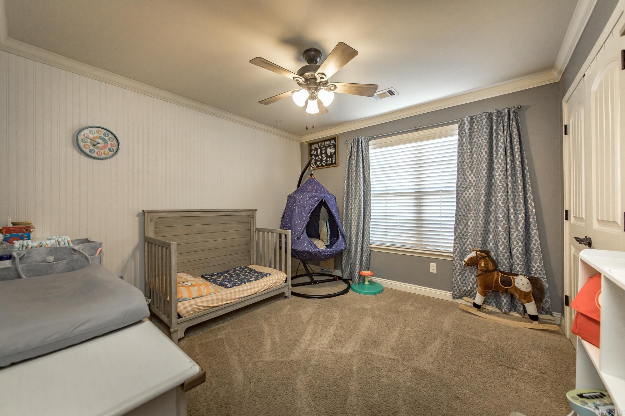 TWIN LAKES PLANNED - Residential