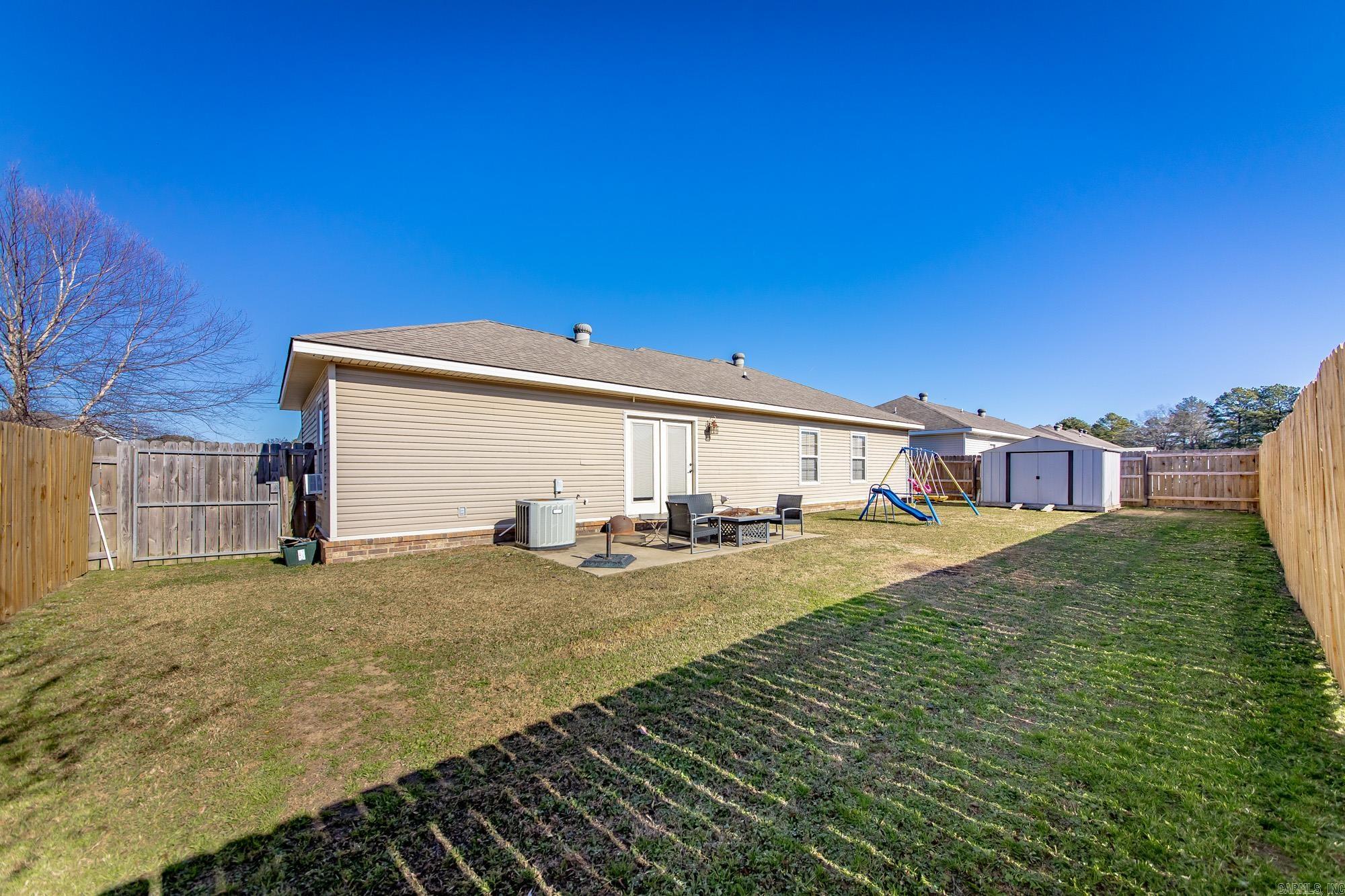 TWIN LAKES PLANNED - Residential