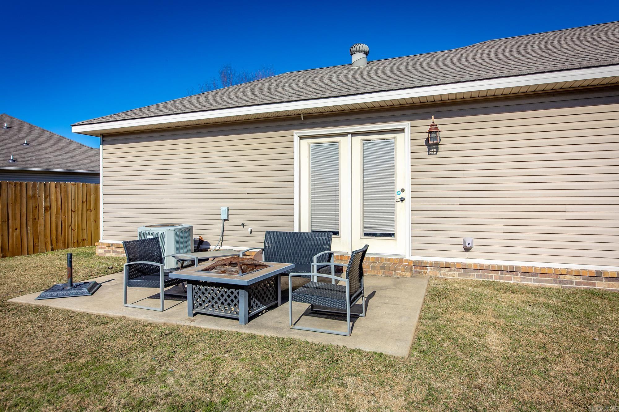 TWIN LAKES PLANNED - Residential