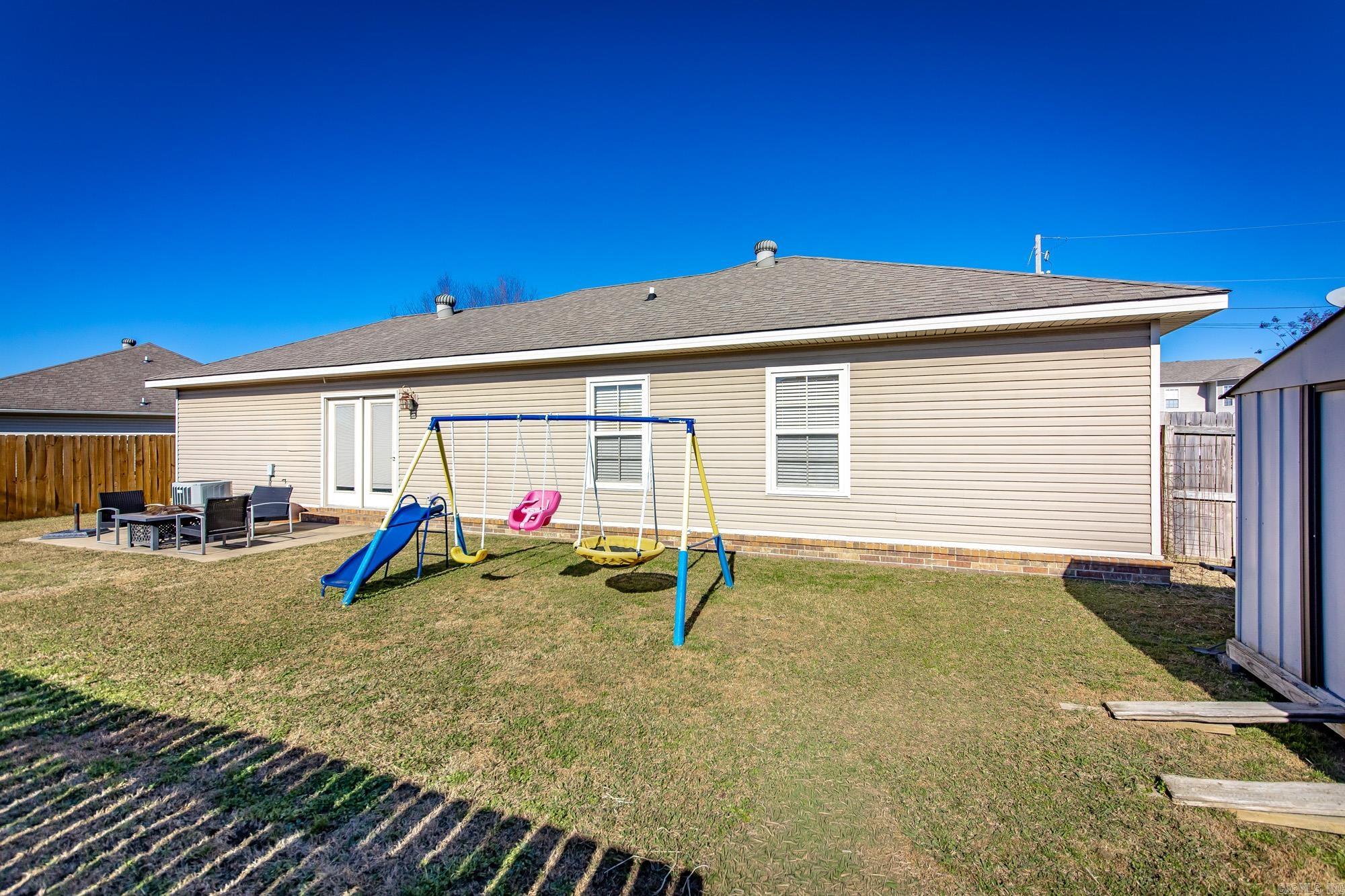 TWIN LAKES PLANNED - Residential