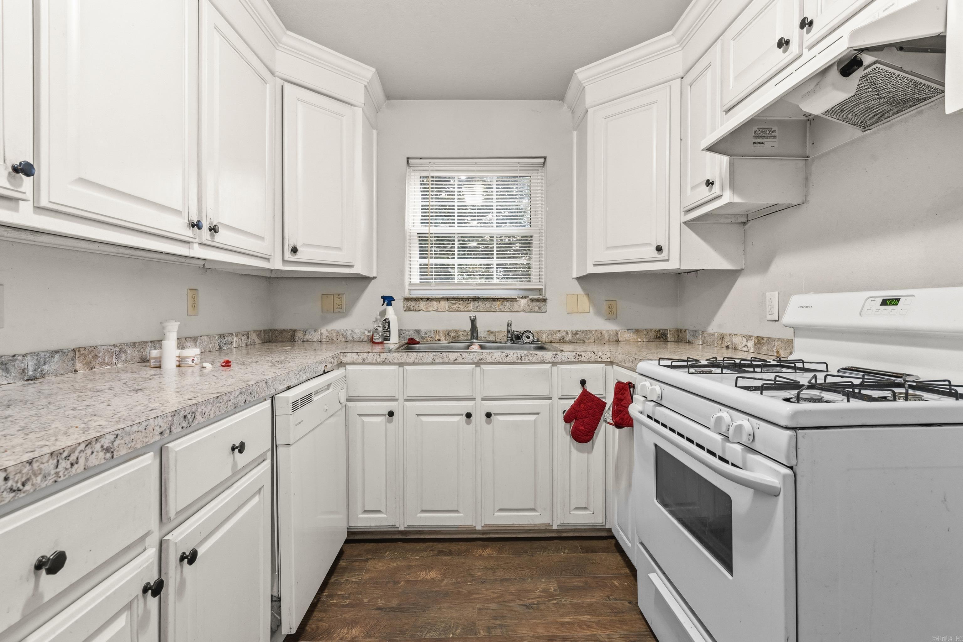 Irwin CJ - Residential