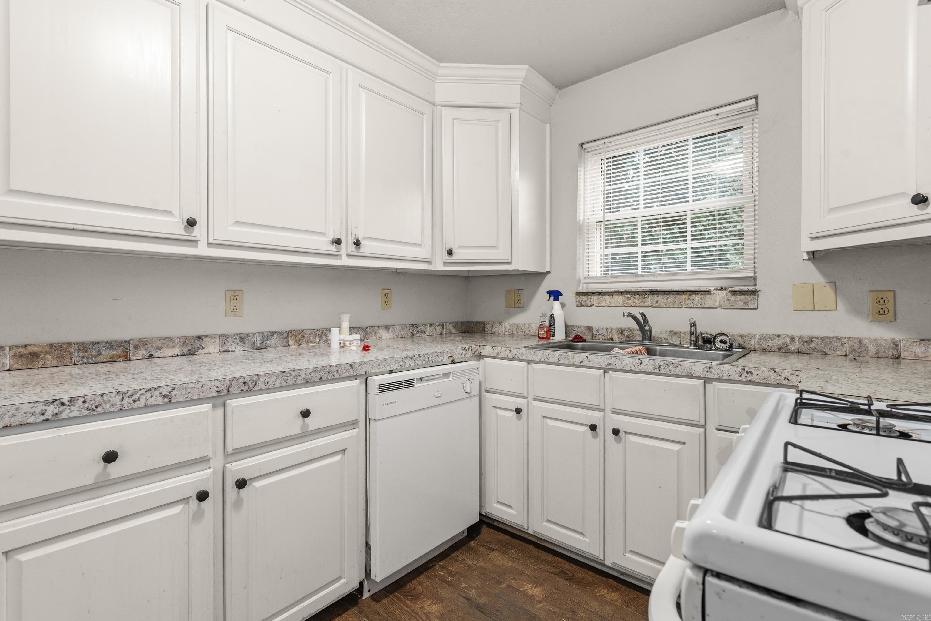 Irwin CJ - Residential