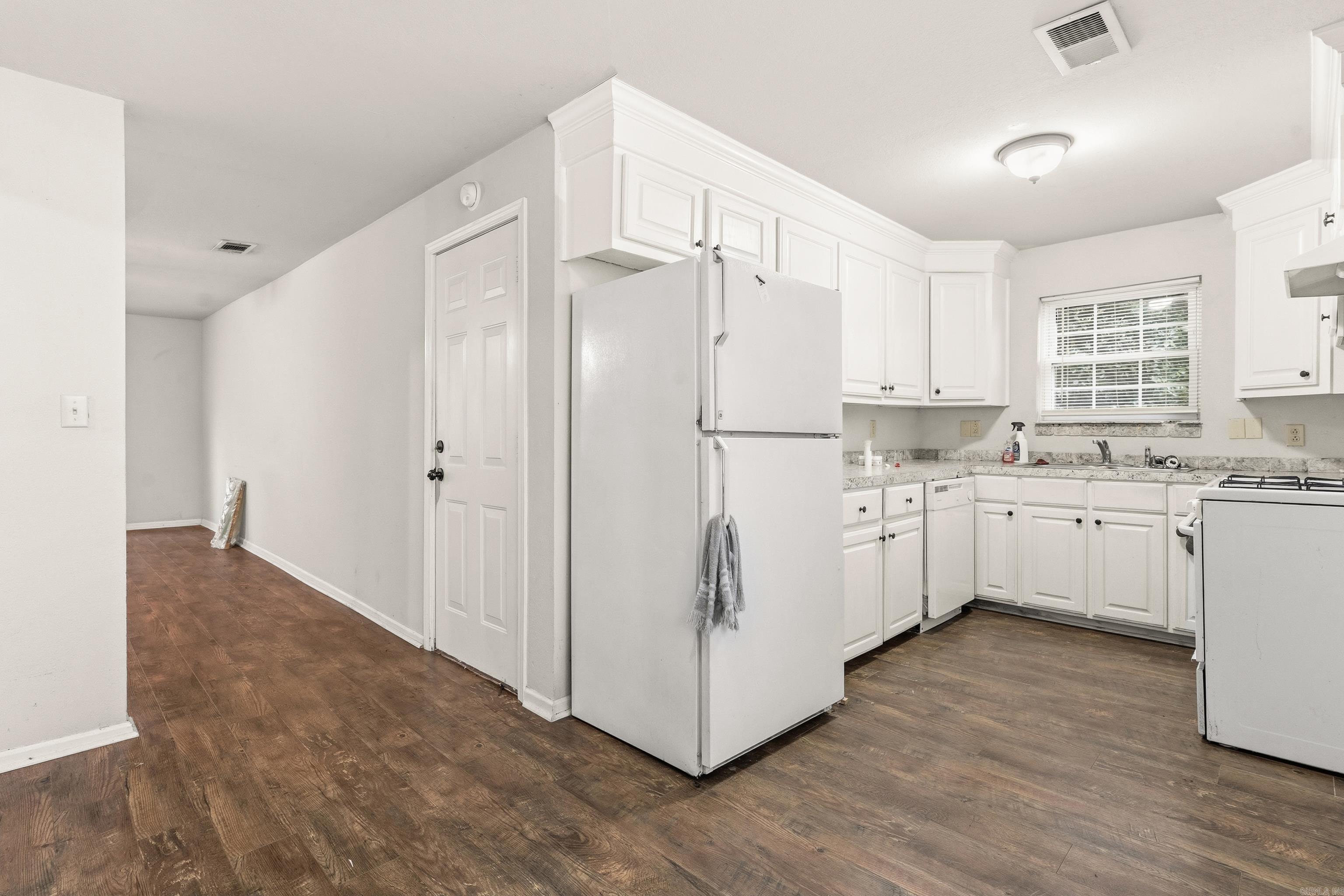 Irwin CJ - Residential