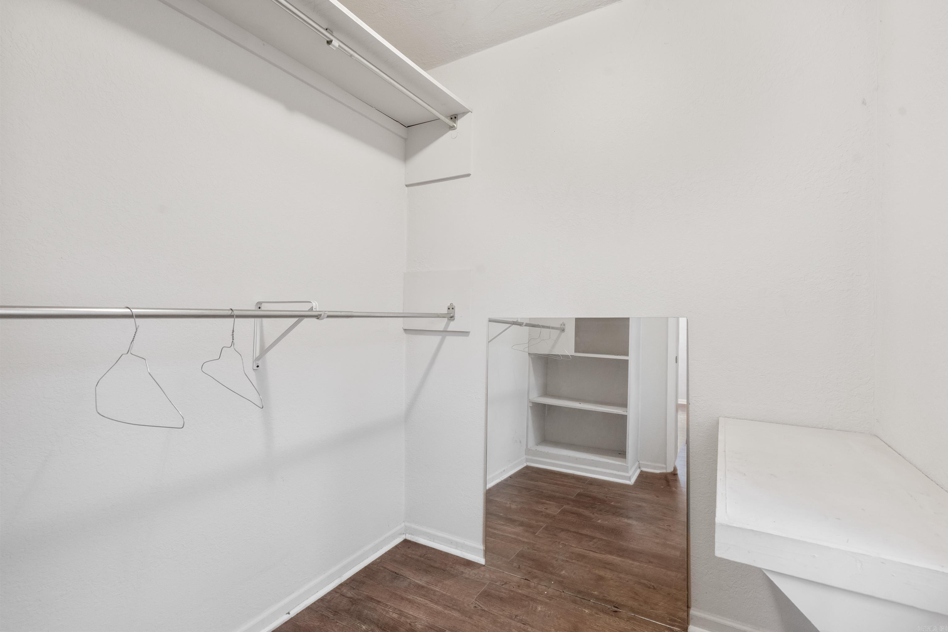 Irwin CJ - Residential