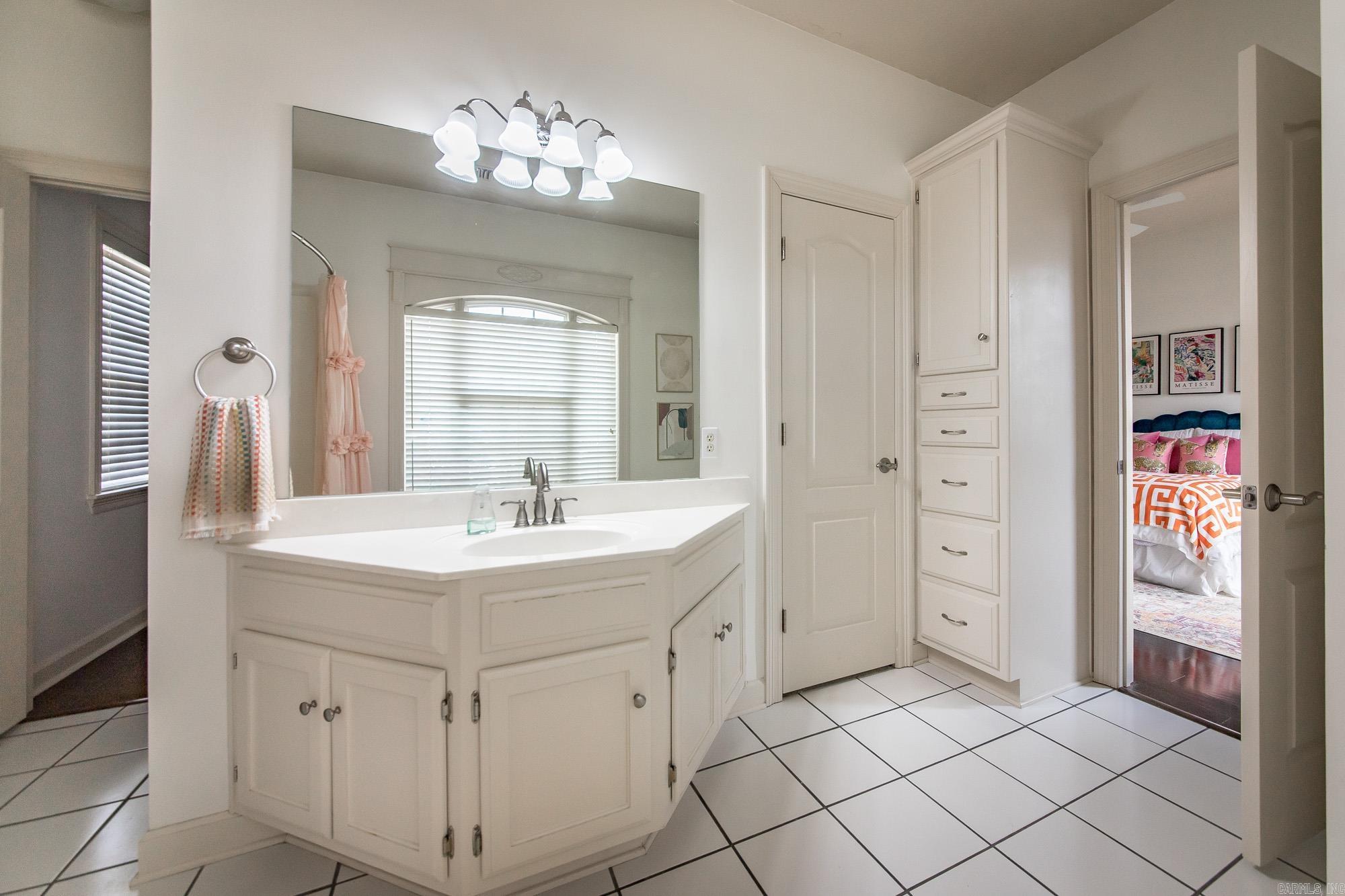 GREYSTONE - Residential