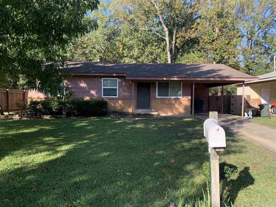 Real Property Management Central AR. Call 501=222=1009 today to schedule a self-showing and visit our website .rpmcentralar.com to view pictures, full video walk through, and to apply online.  Nice affordable and updated 3br 1ba house with 900sq ft. $750/mo and $750 deposit and fees.  No pets. Home is totally updated. Many other pics on our website, applications are Only done on our website. .rpmcentralar.com  Beware of scams on Facebook marketplace & Craigslist.