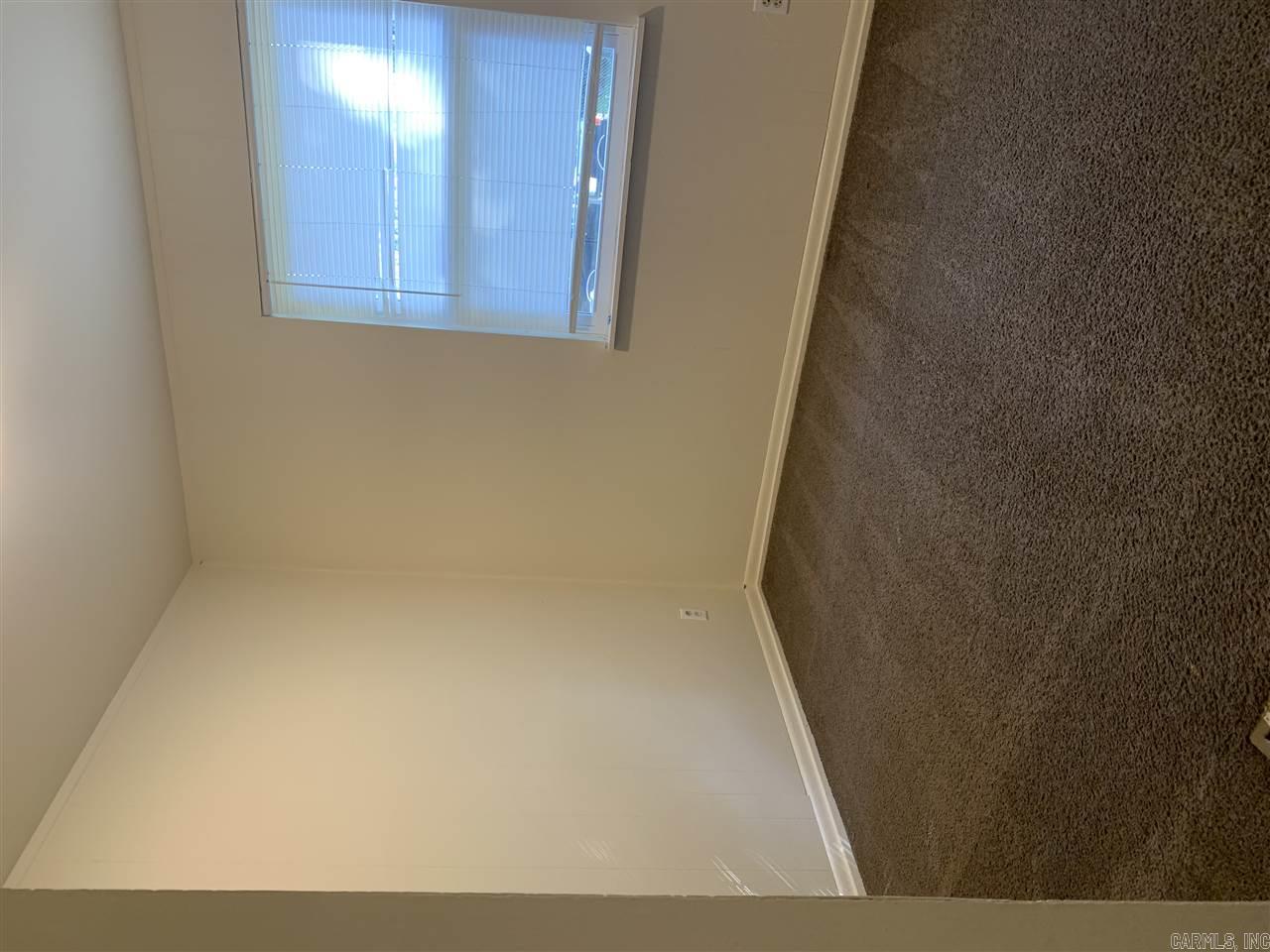 Burnelle Manor - Residential Lease