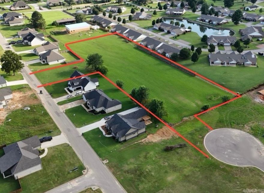 PRIME 3 Acre Homesite in Silo Ridge with Endless Possibilities! Discover an incredible opportunity to own 3 acres of land in the highly desirable Silo Ridge subdivision, surrounded by upscaled homes. With two convenient entrances from Silo Ridge, access is easy with unlimited layout options. Enjoy the best of both worlds: plenty of space and privacy on a large lot just minutes from the beautiful Paragould County Club golf course, dining, shopping & schools. This rare parcel offers exceptional versatility - weather you're looking to build your dream home with options of building a detached garage/shop or barn, create a multi-home family compound, or explore the potential to rezone for a larger residential development, the possibilities are endless. Rare opportunities like this don't come along often, don't miss out!