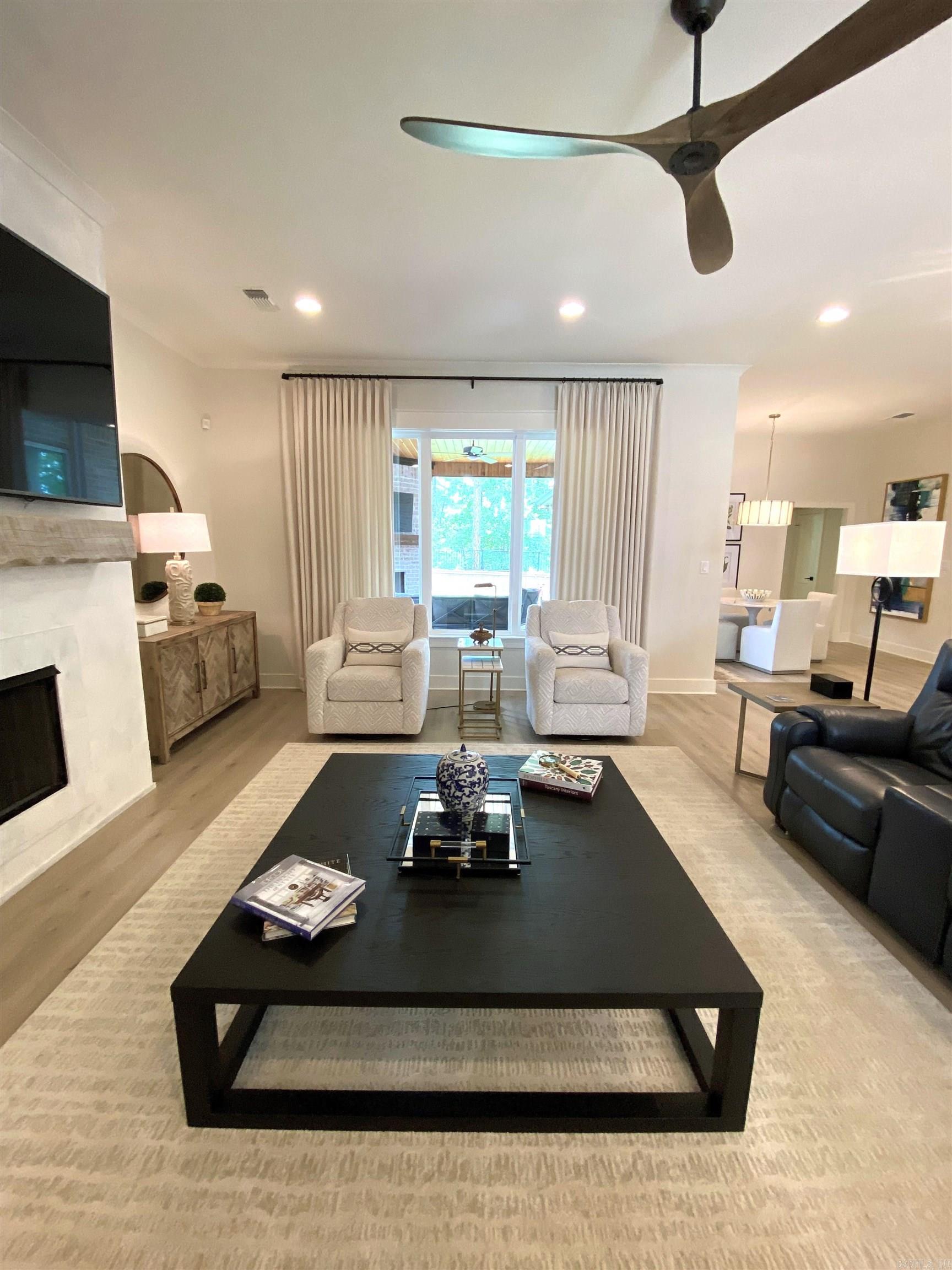 PARKSIDE ADDITION - Residential