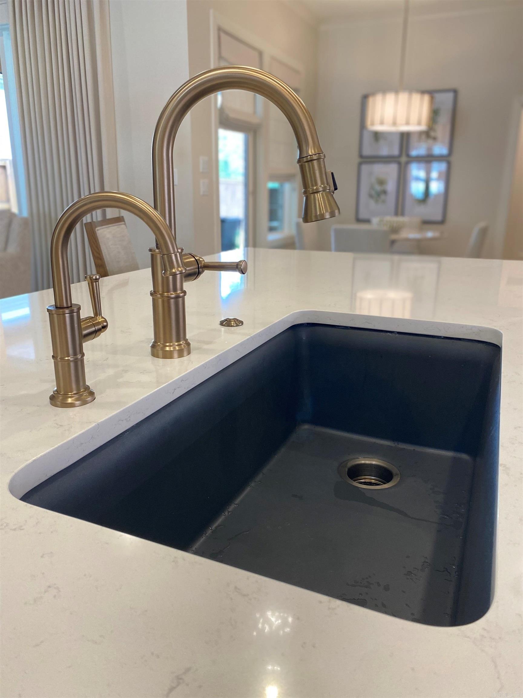 PARKSIDE ADDITION - Residential