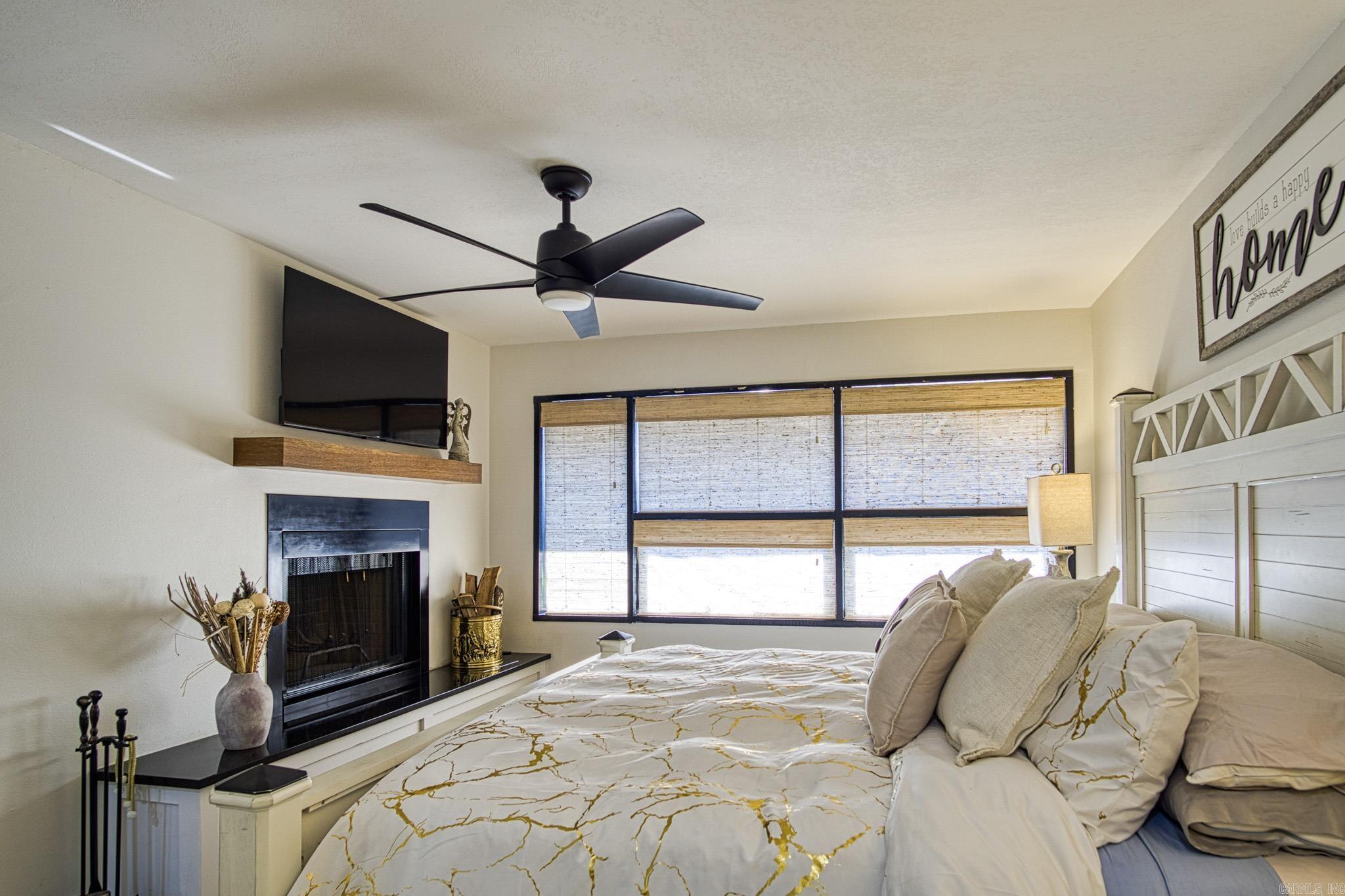 Pier West HPR - Residential