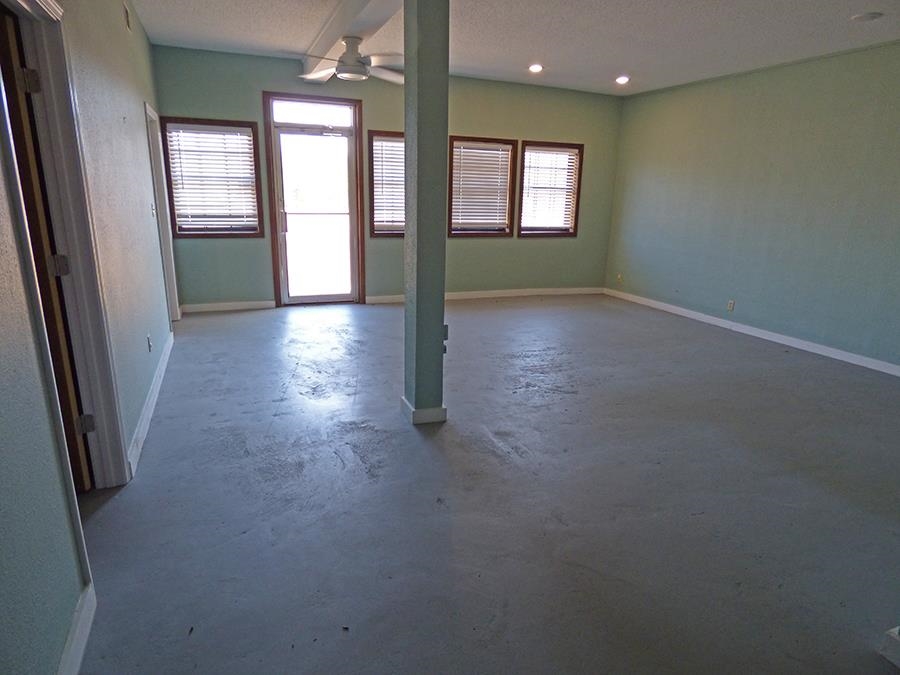 Hardy - Commercial Sale