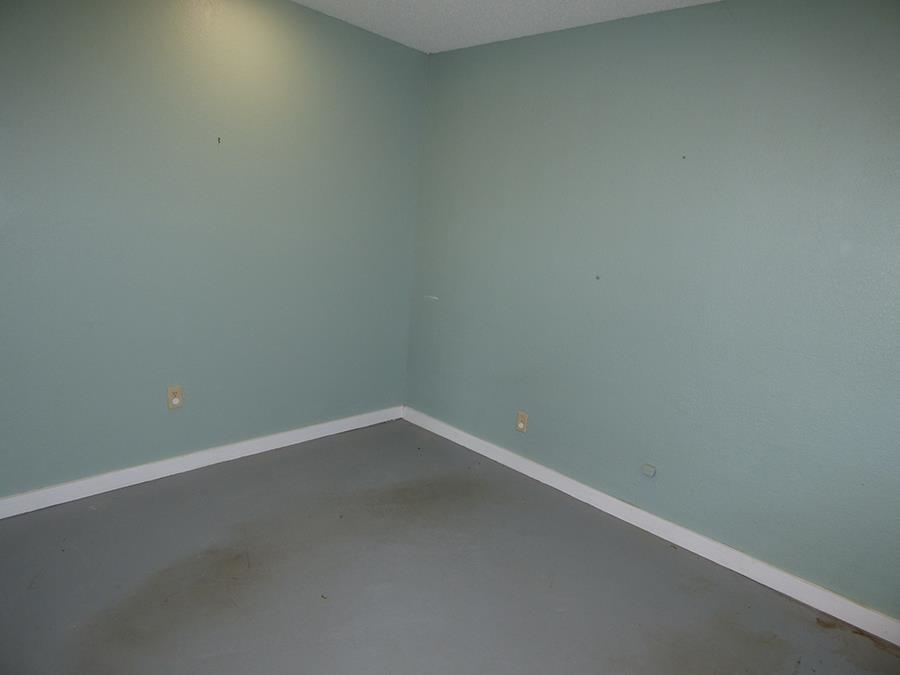 Hardy - Commercial Sale