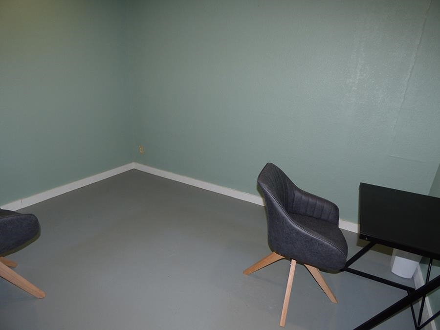 Hardy - Commercial Sale