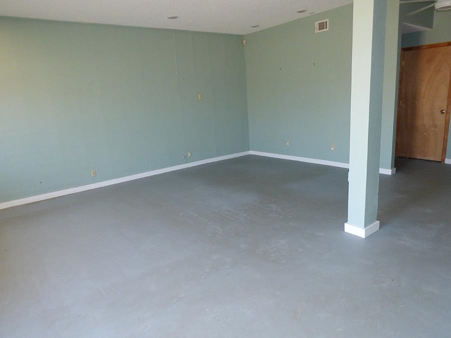 Hardy - Commercial Sale