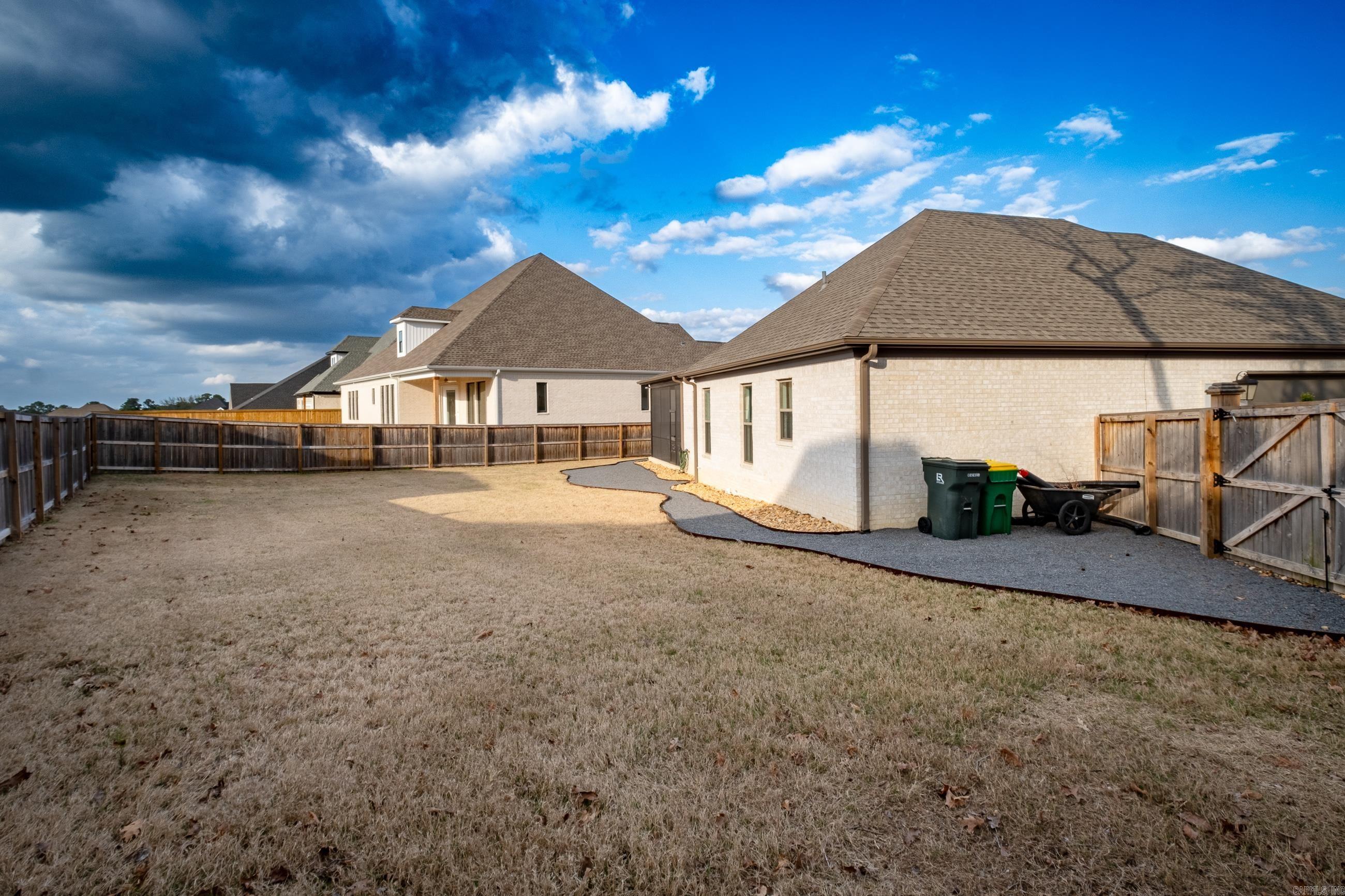 CHENAL VALLEY "CAUREL COURT" - Residential