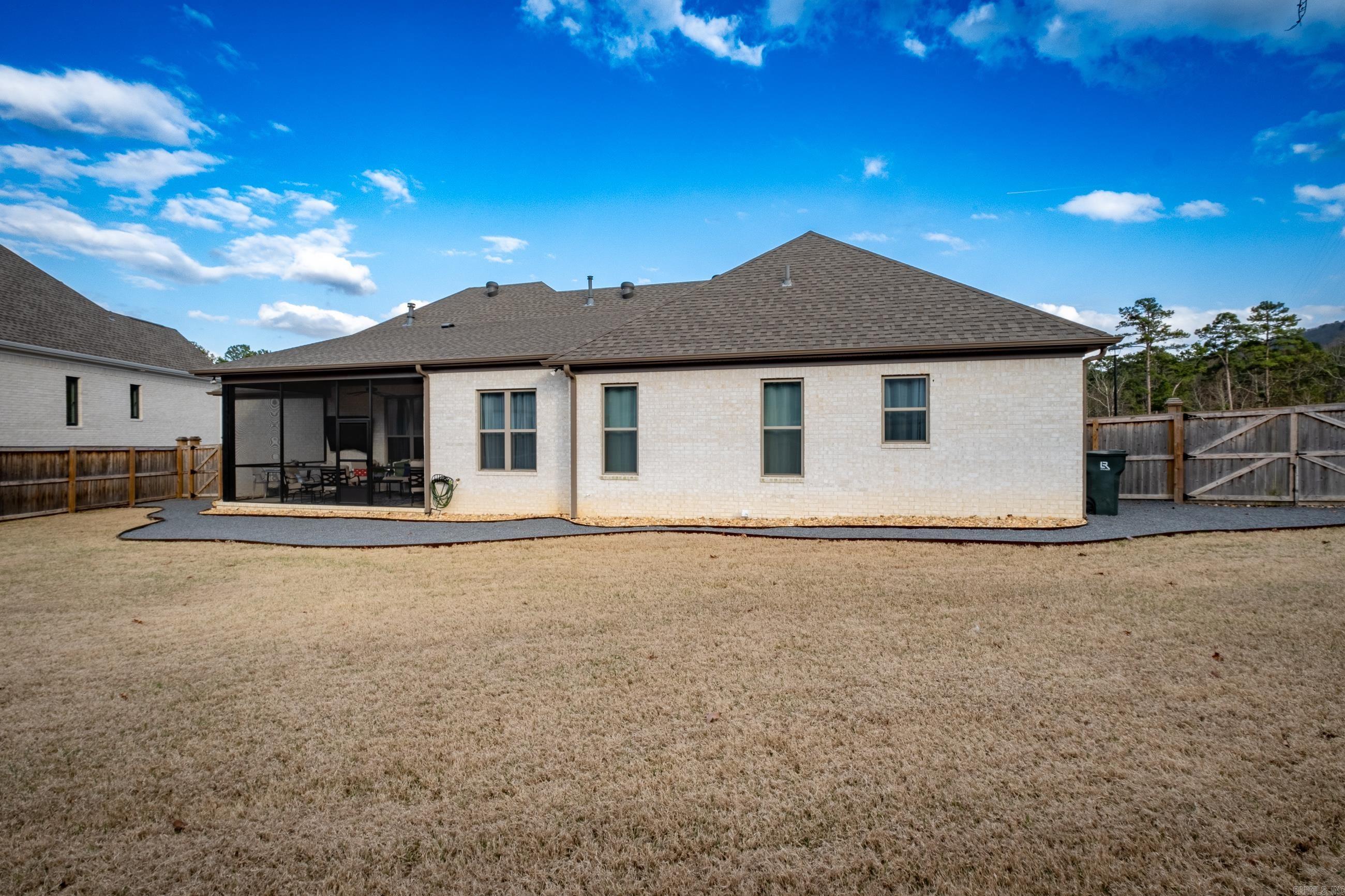 CHENAL VALLEY "CAUREL COURT" - Residential