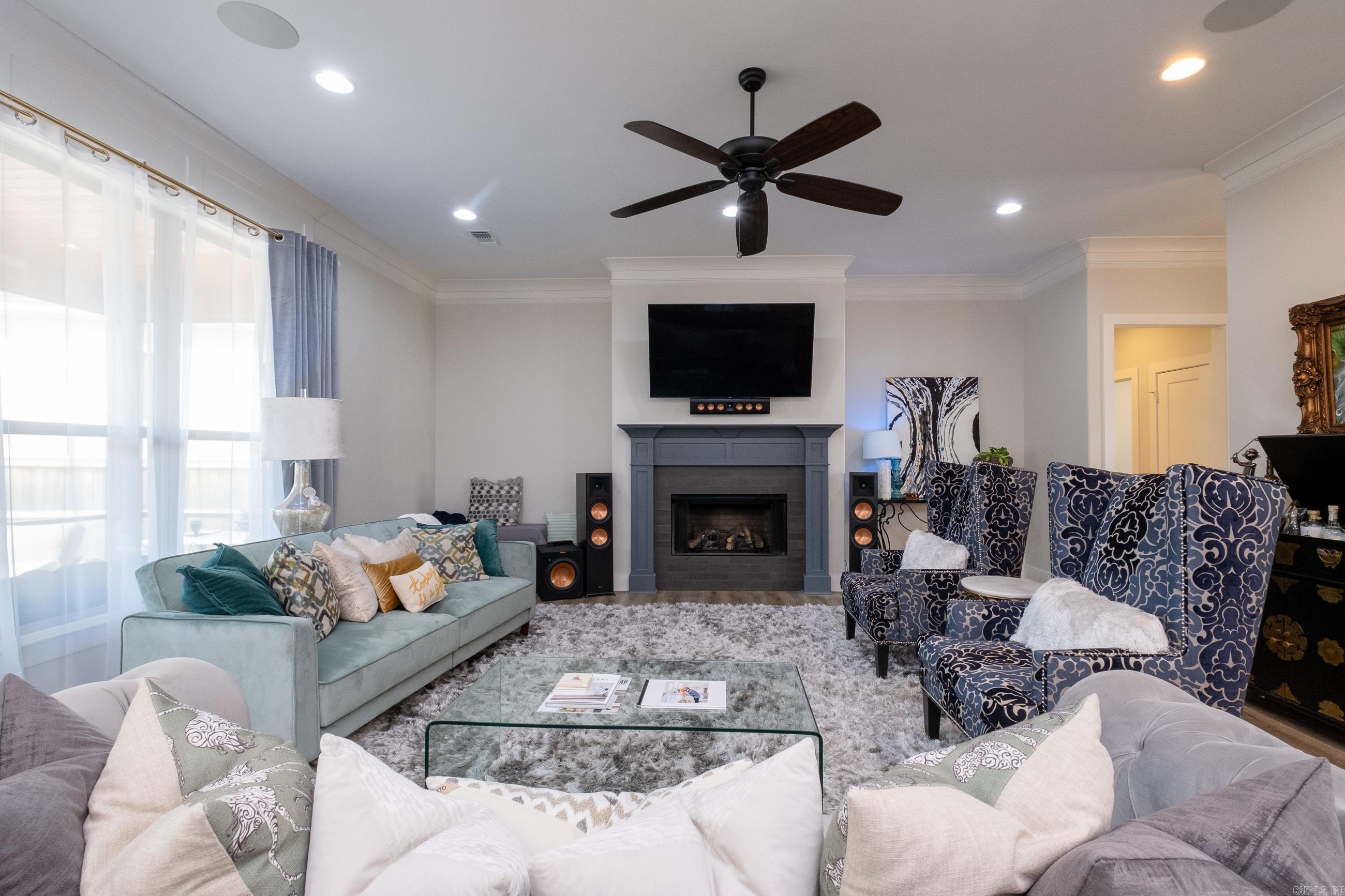 CHENAL VALLEY "CAUREL COURT" - Residential