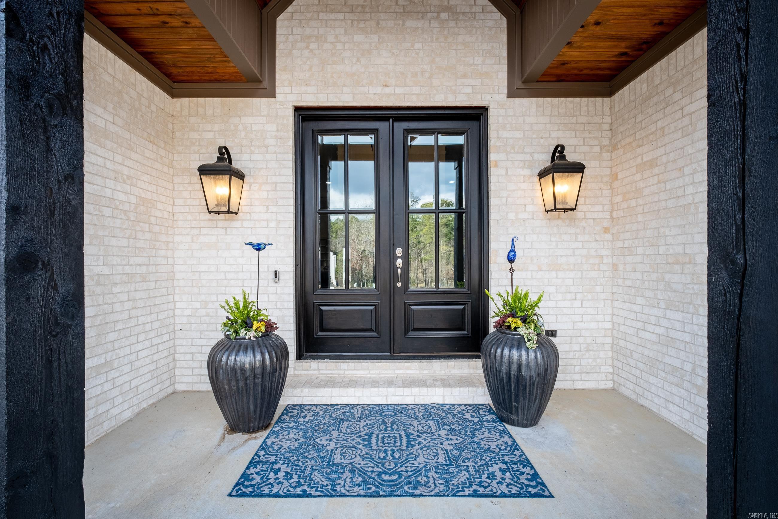 CHENAL VALLEY "CAUREL COURT" - Residential