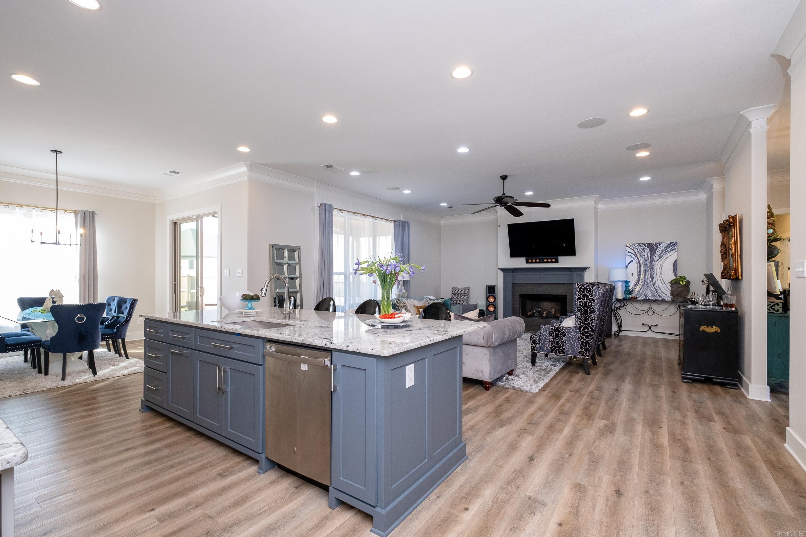 CHENAL VALLEY "CAUREL COURT" - Residential